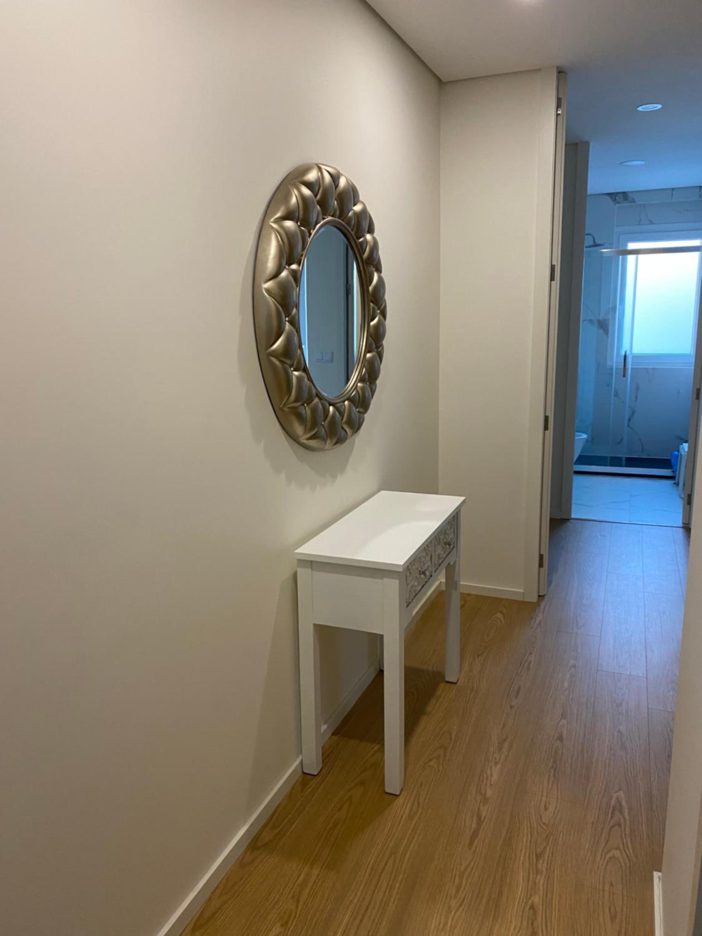 Double Room with Shared Bathroom photo 3