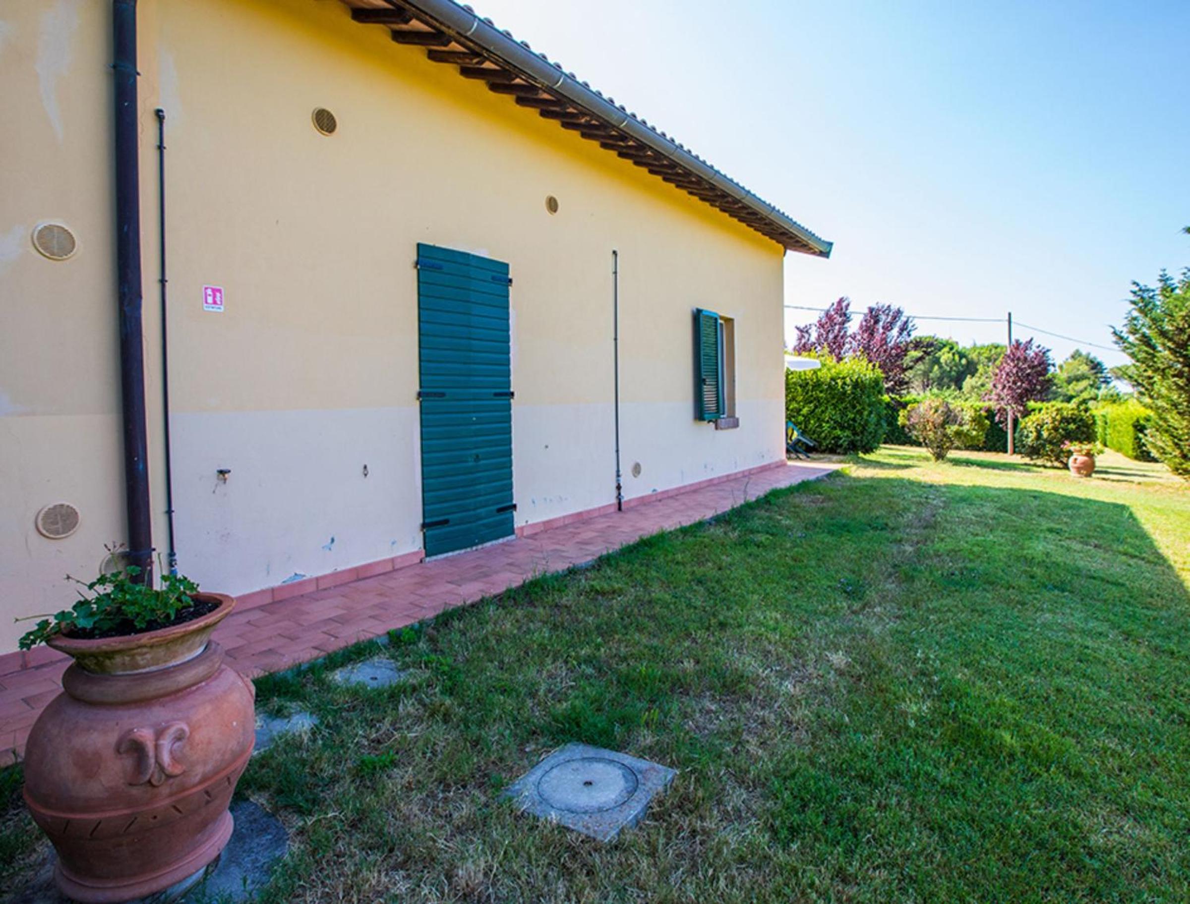 One-Bedroom House photo 2