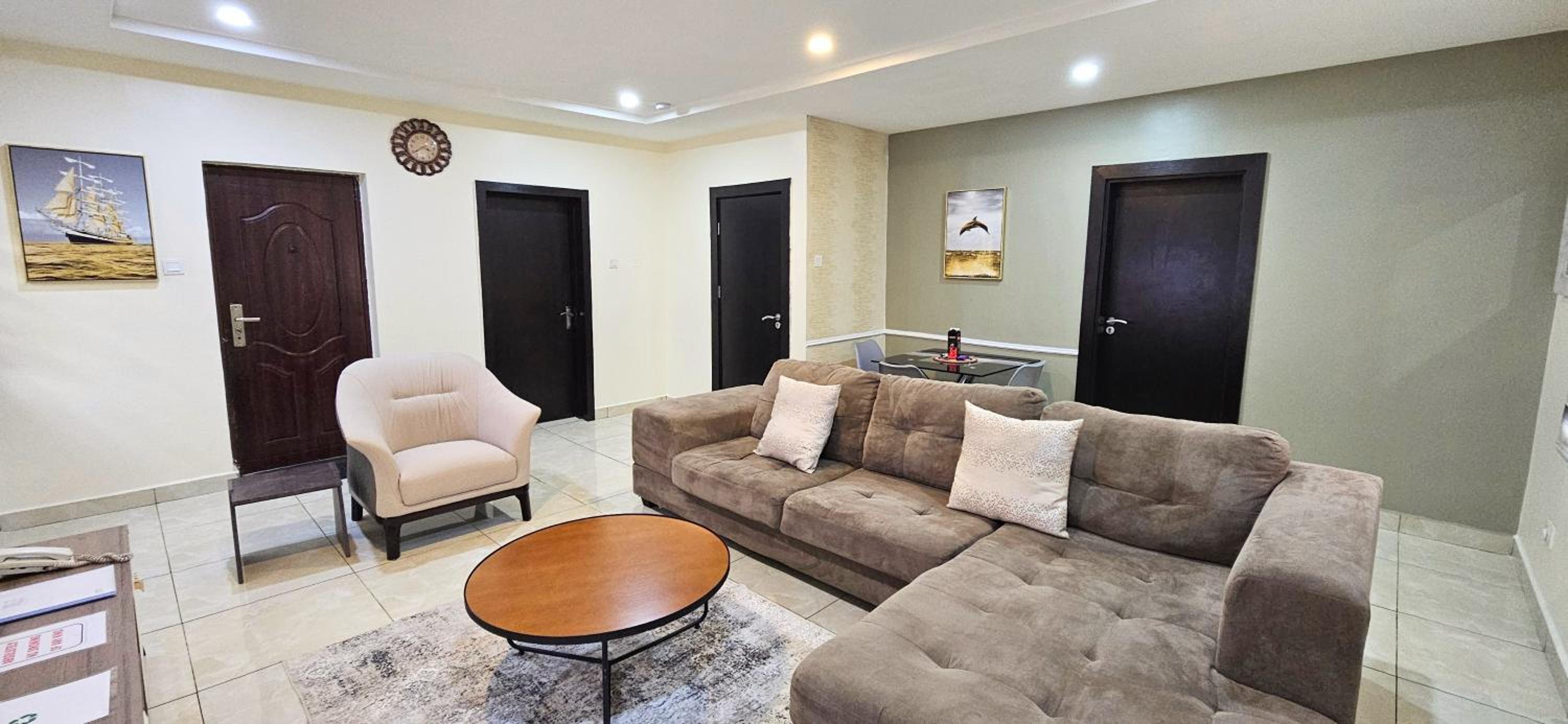 One-Bedroom Apartment with Balcony photo 3