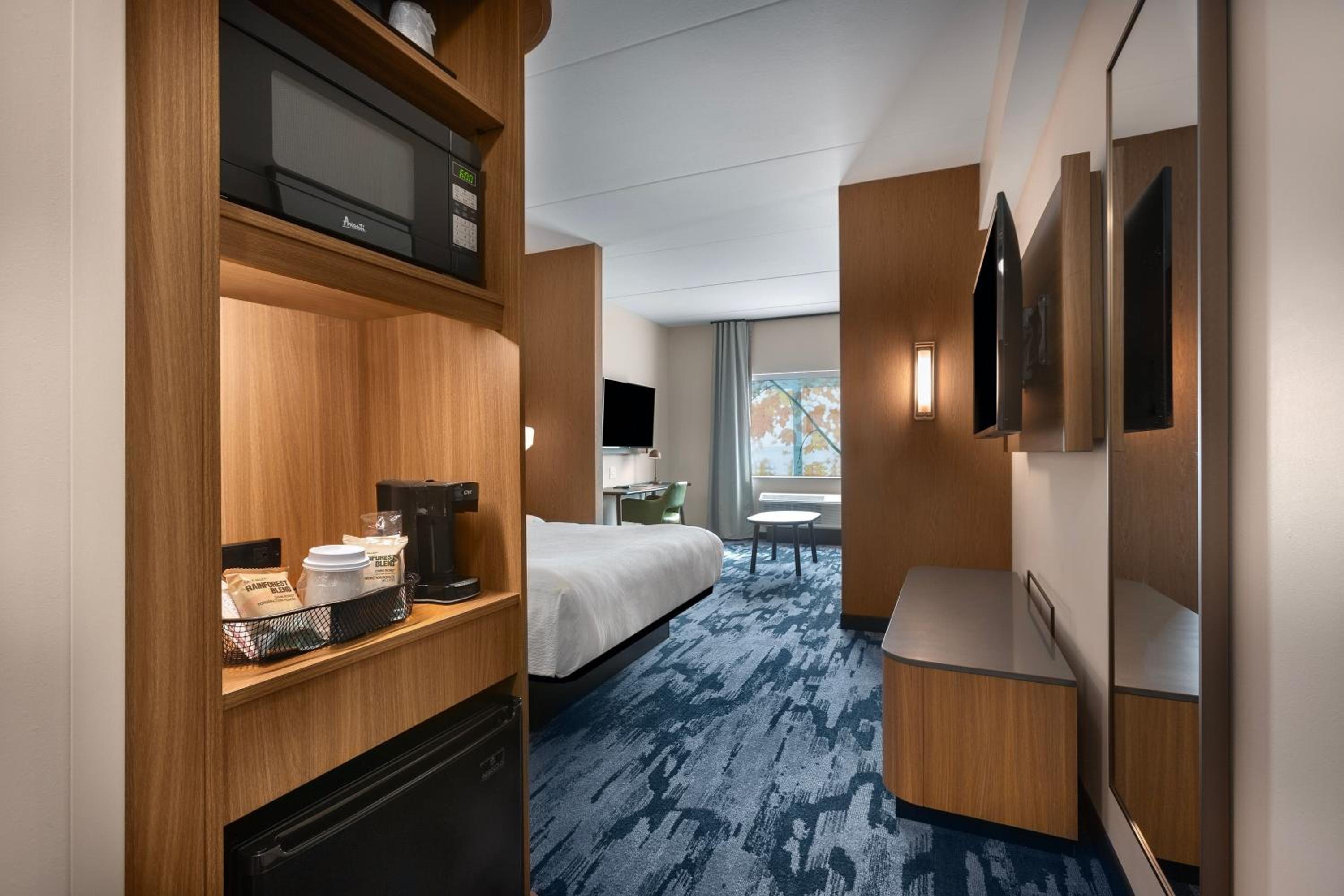 King Suite - Photo 3