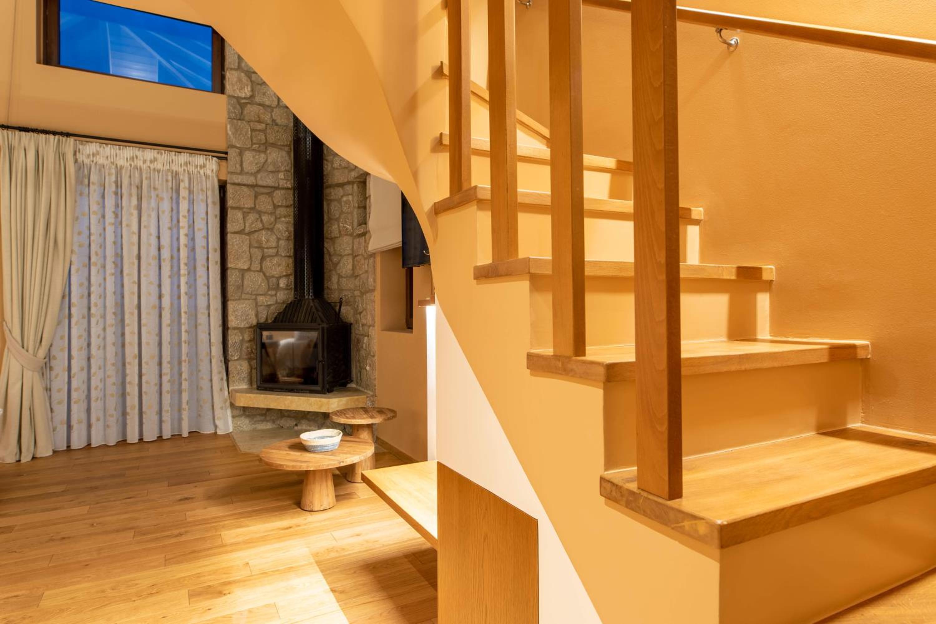 Signature Suite with Mountain View photo 3
