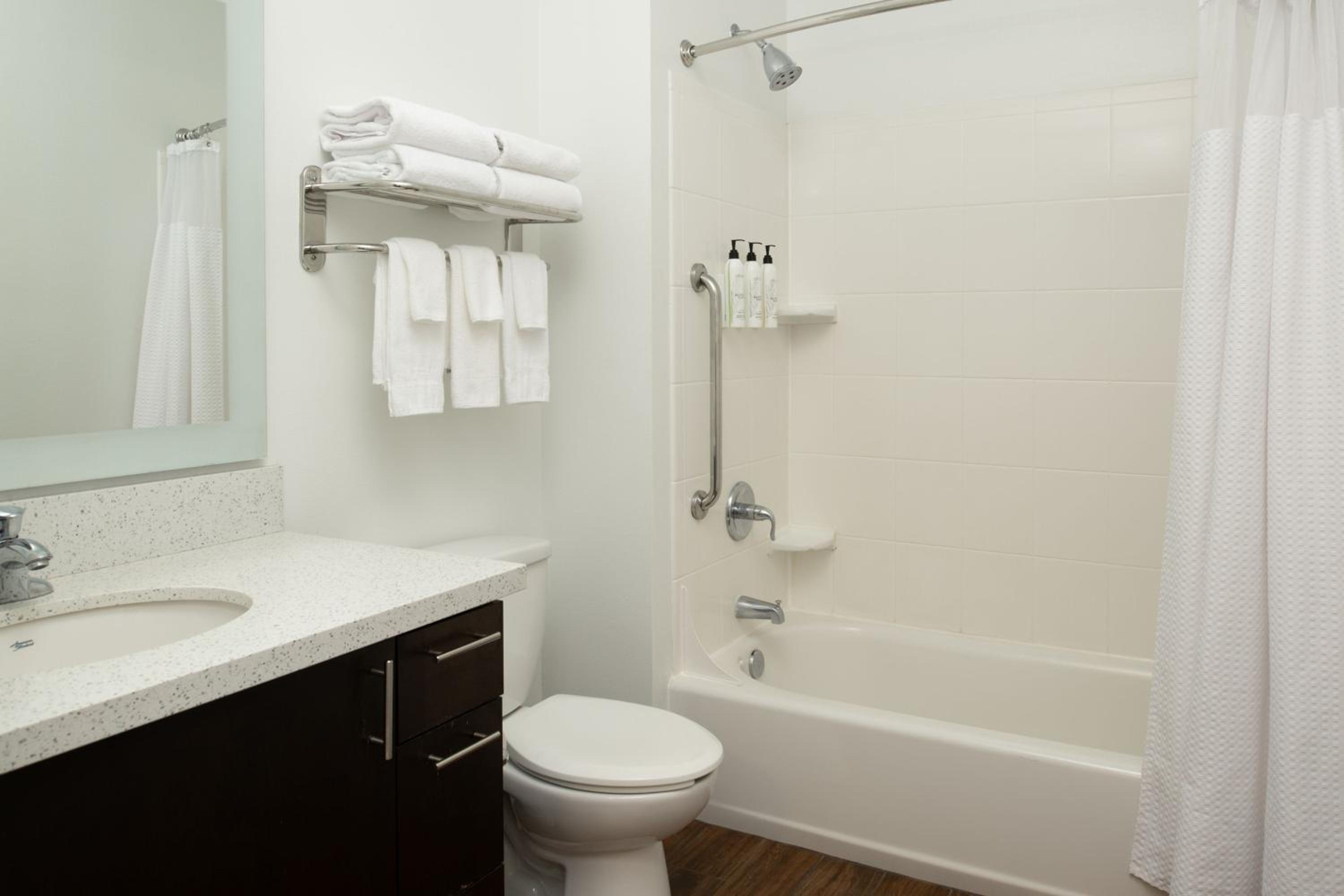 One-Bedroom King Suite with Sofa Bed - Hearing Accessible
