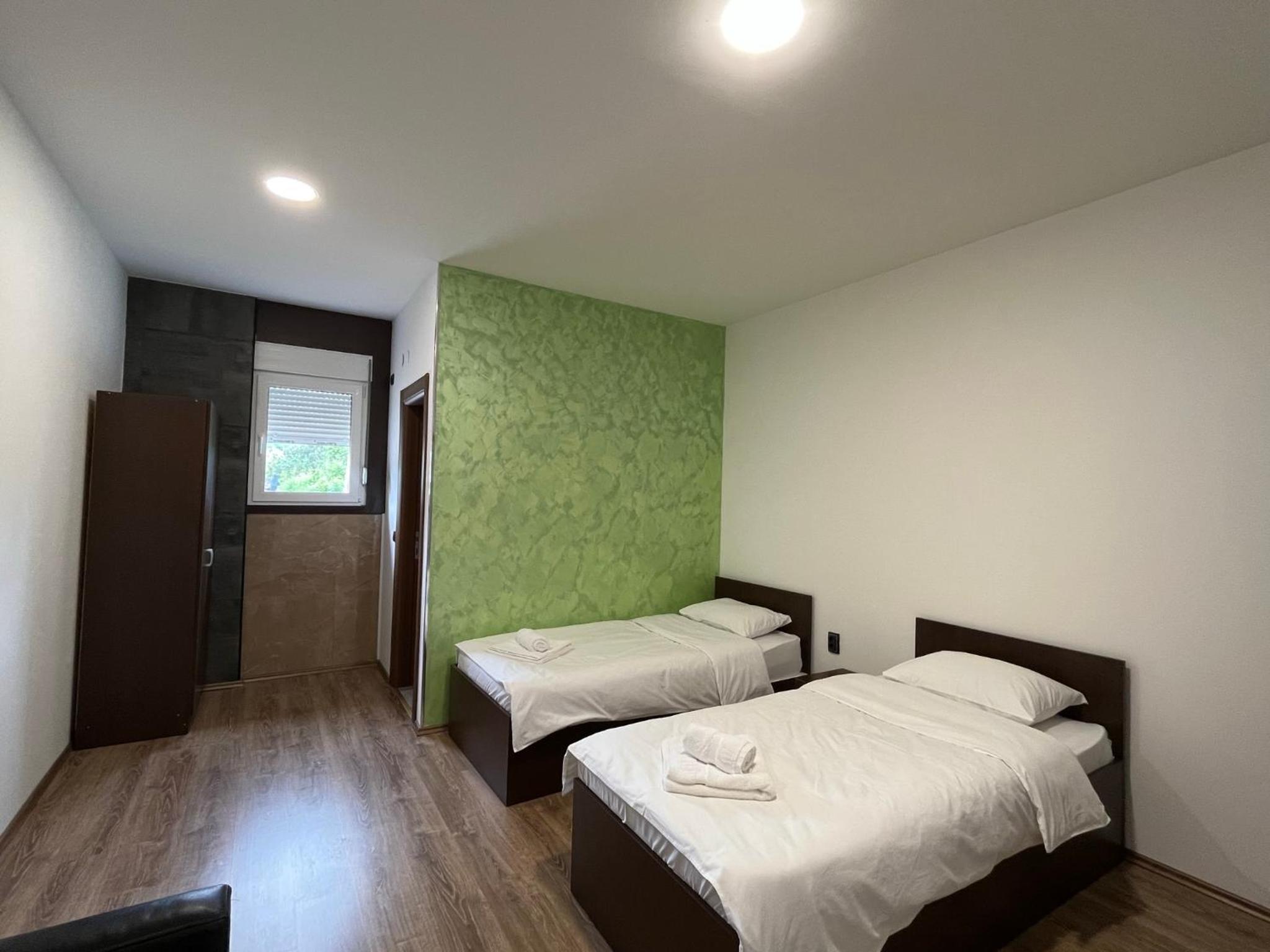 Standard Twin Room photo 3