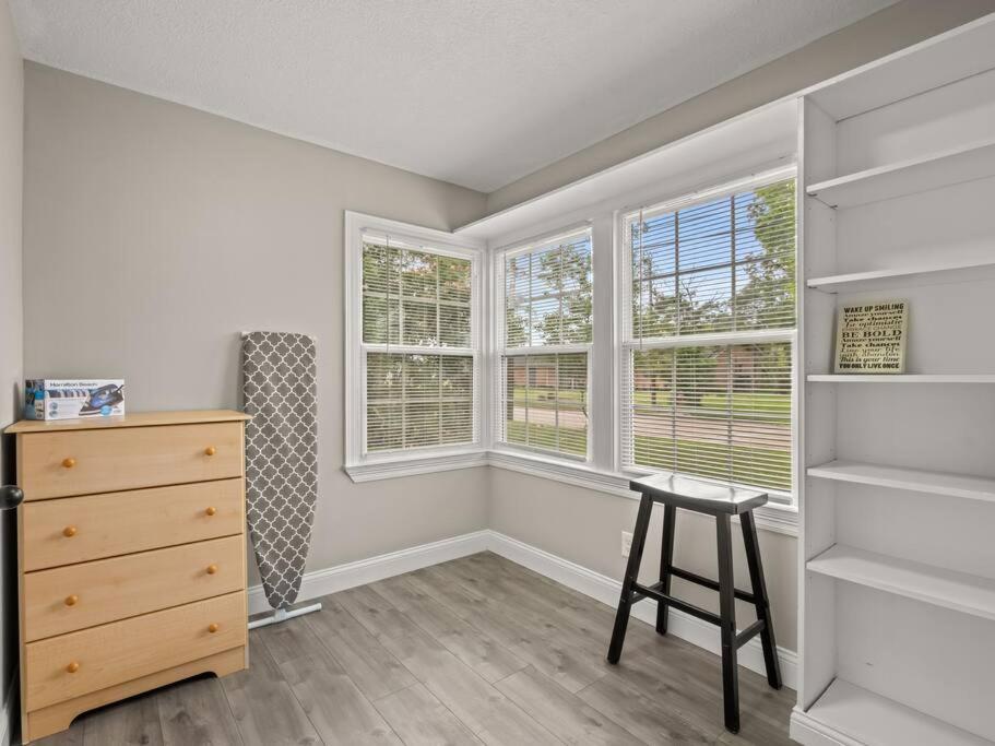 Family Room photo 2