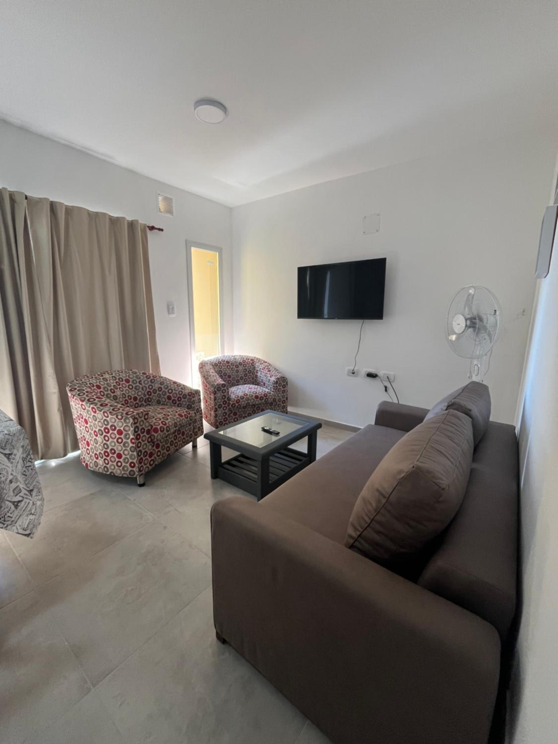 One-Bedroom Apartment photo 3