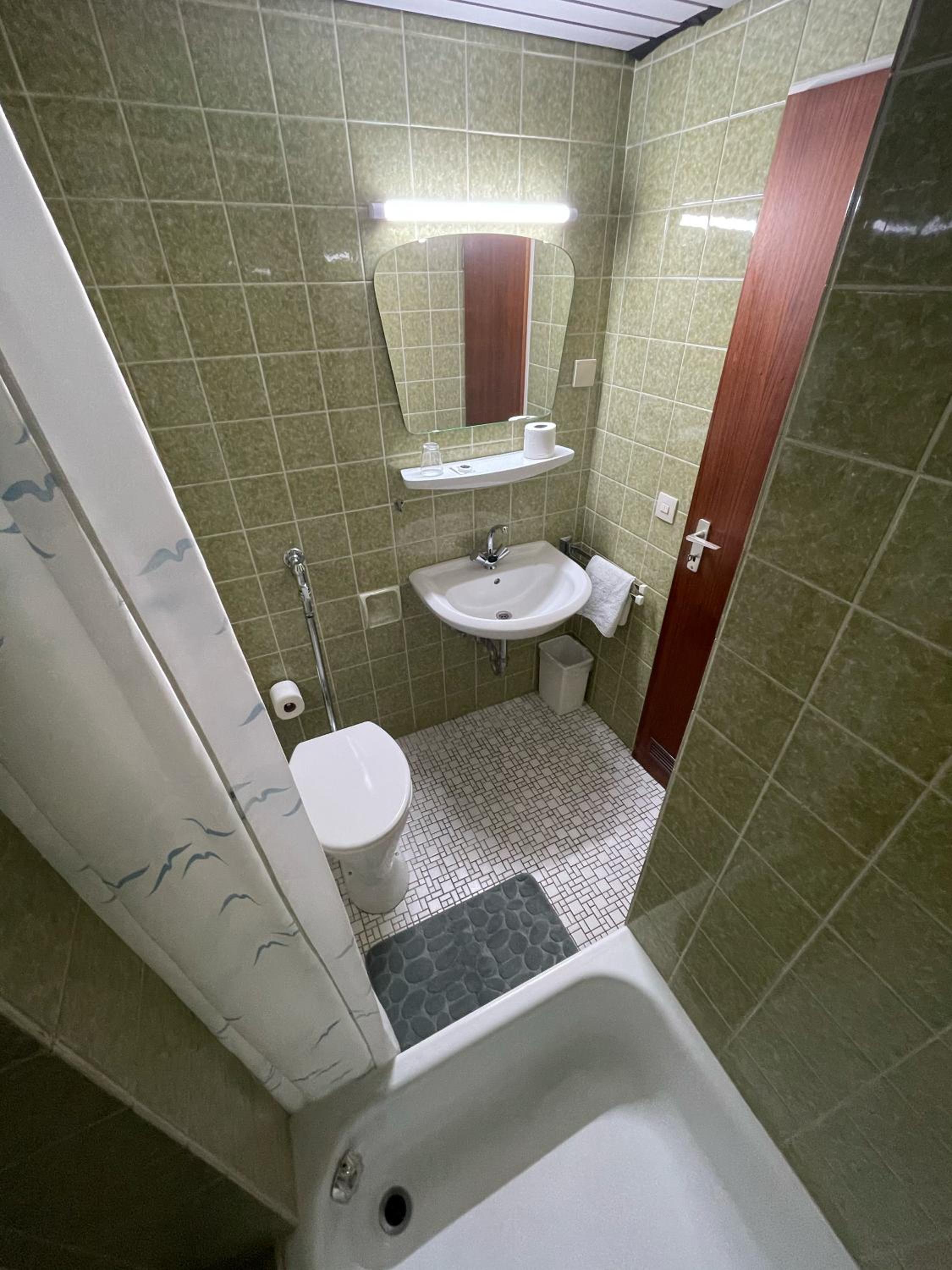 Single Room photo 3