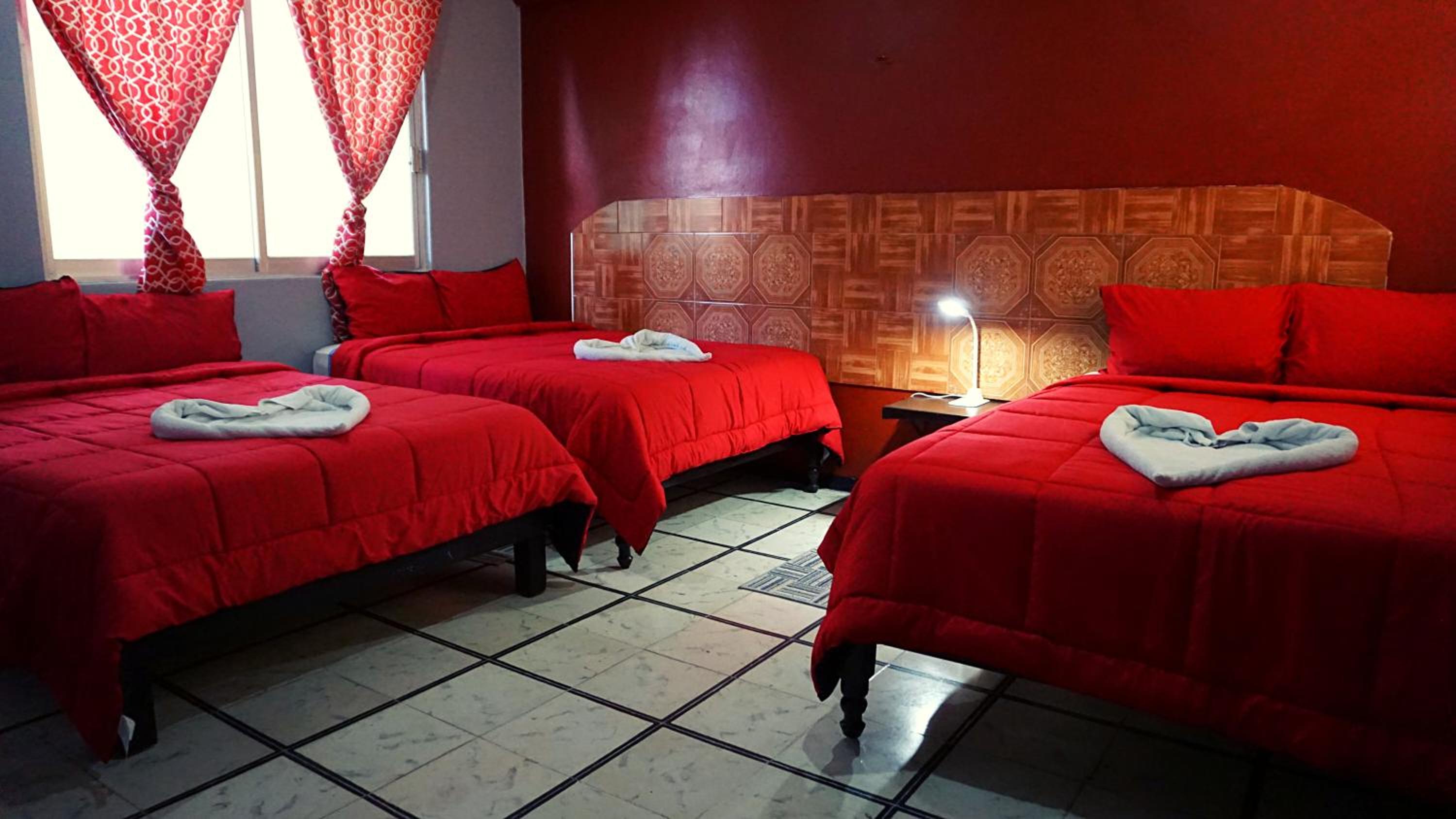 Standard Triple Room - Photo 7