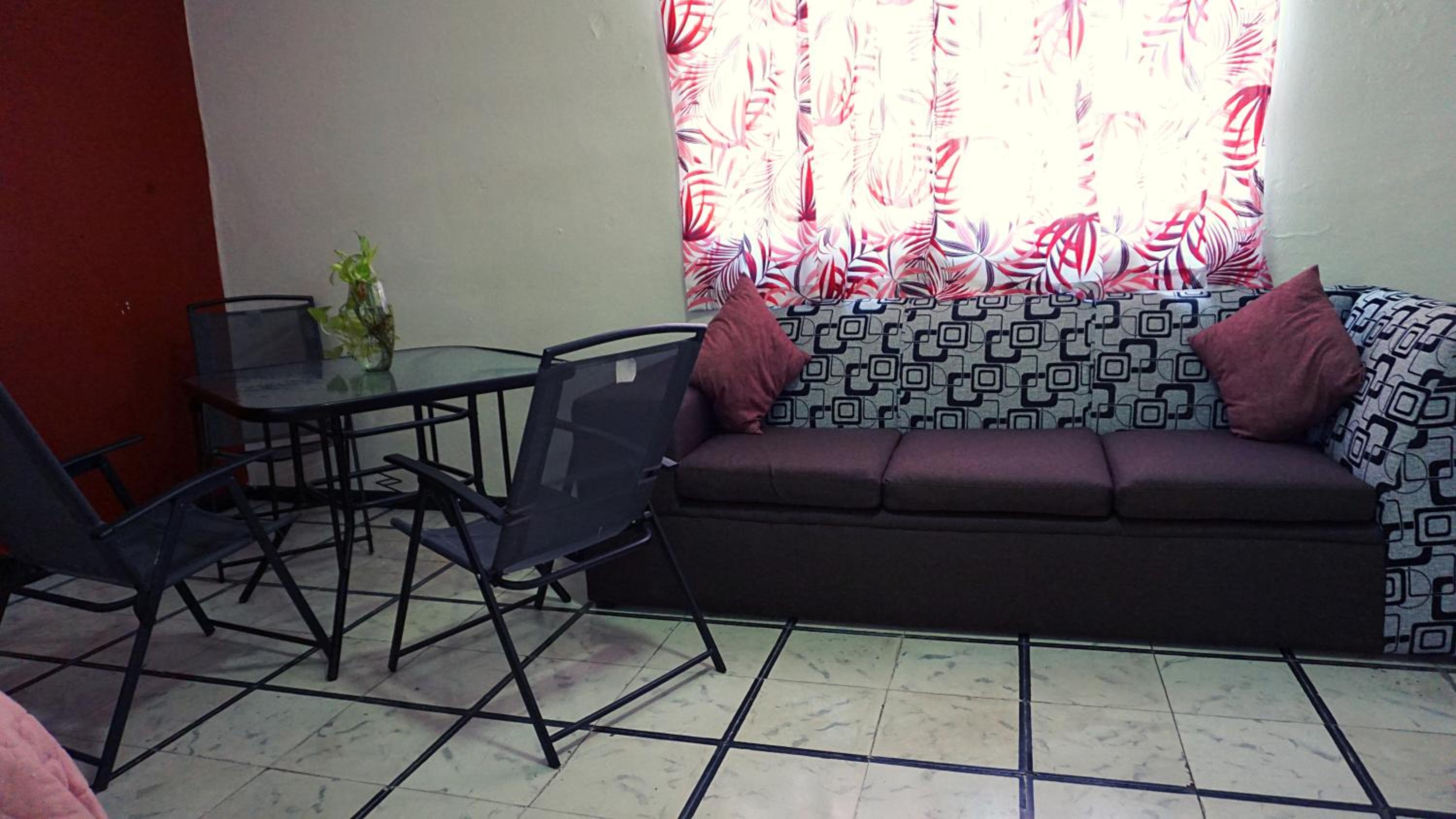 Quadruple Room with Balcony - Photo 4