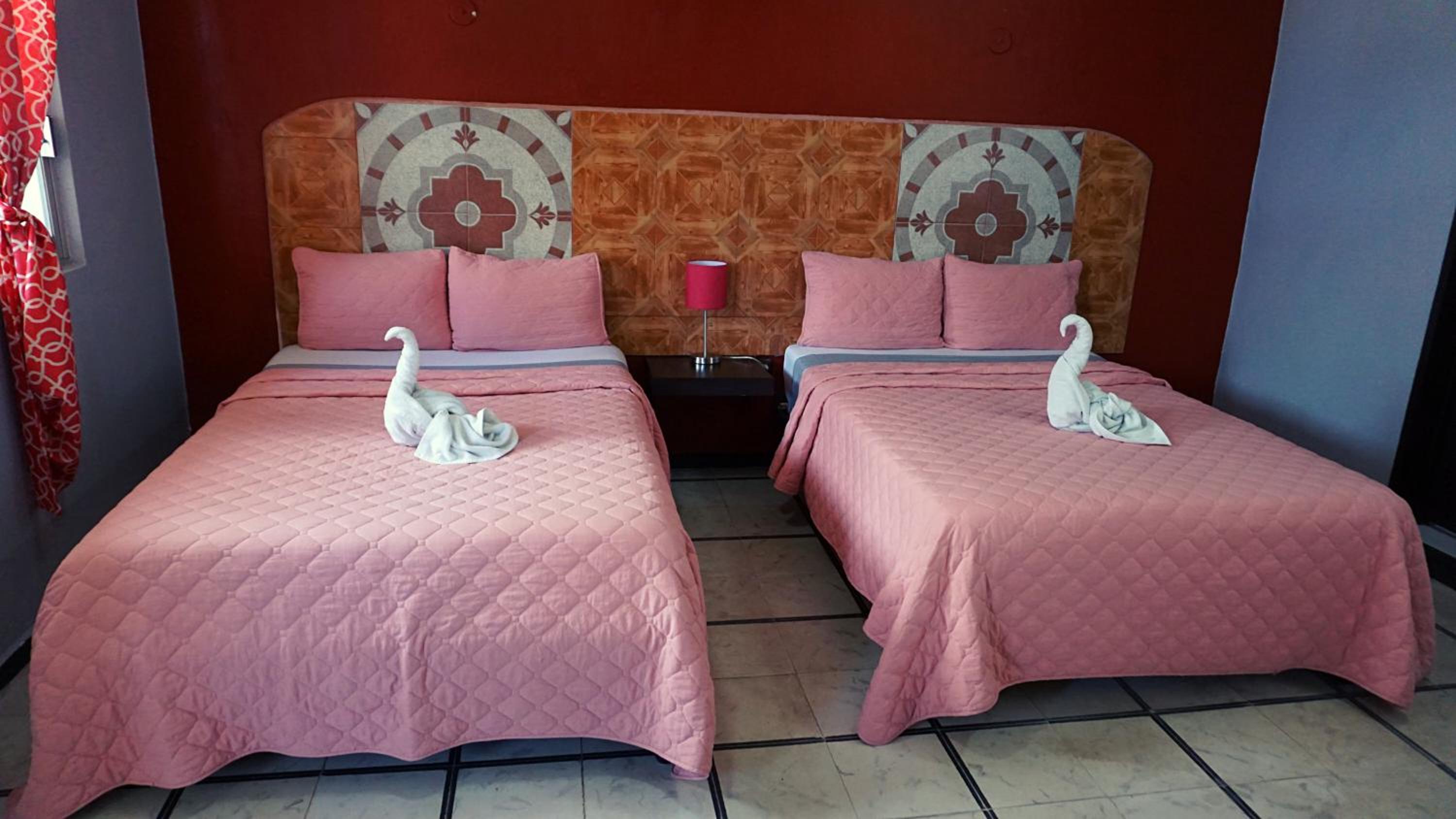 Standard Double Room - Photo 5