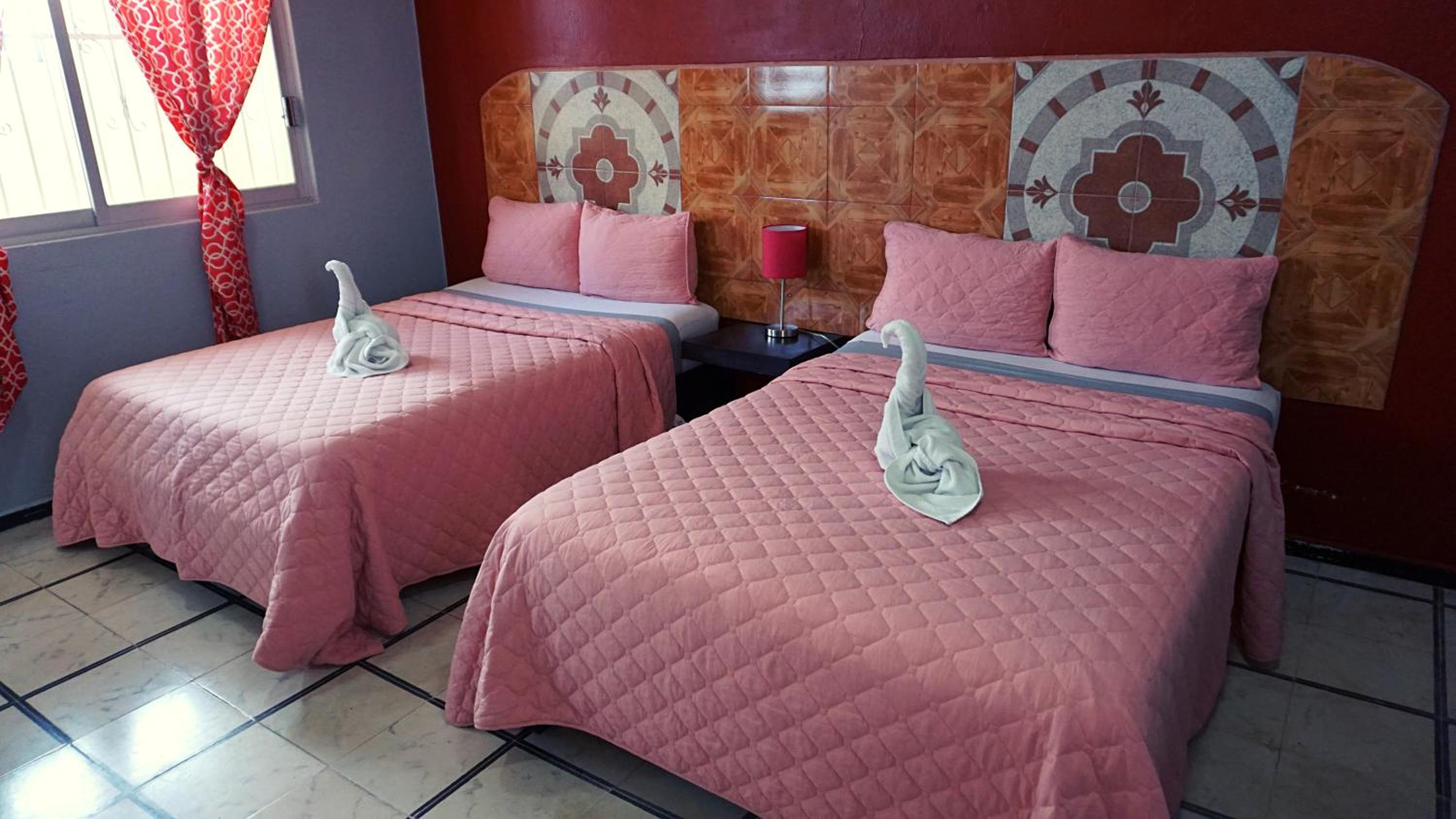 Standard Double Room - Photo 6