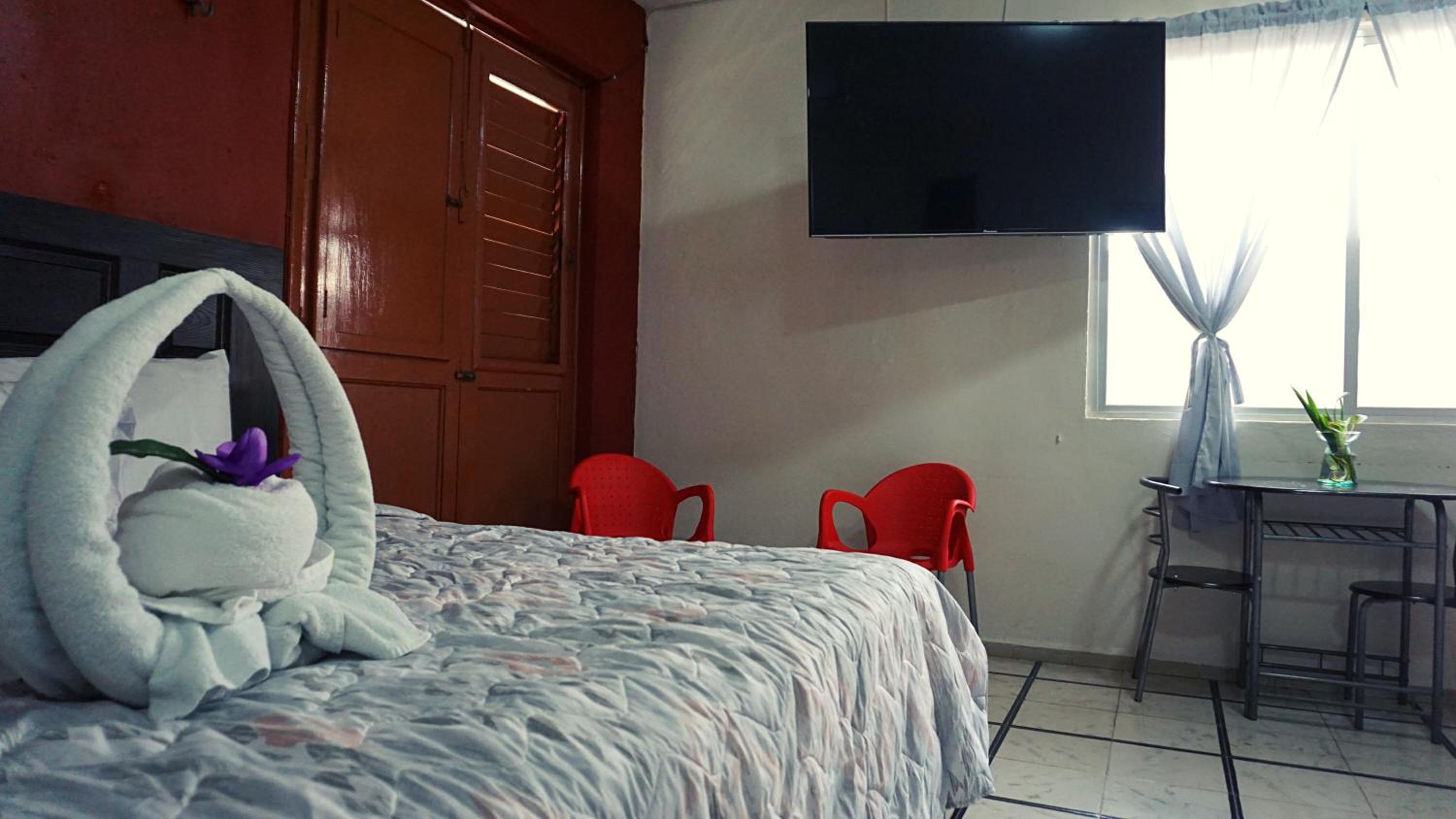 Triple Room with City View - Photo 3