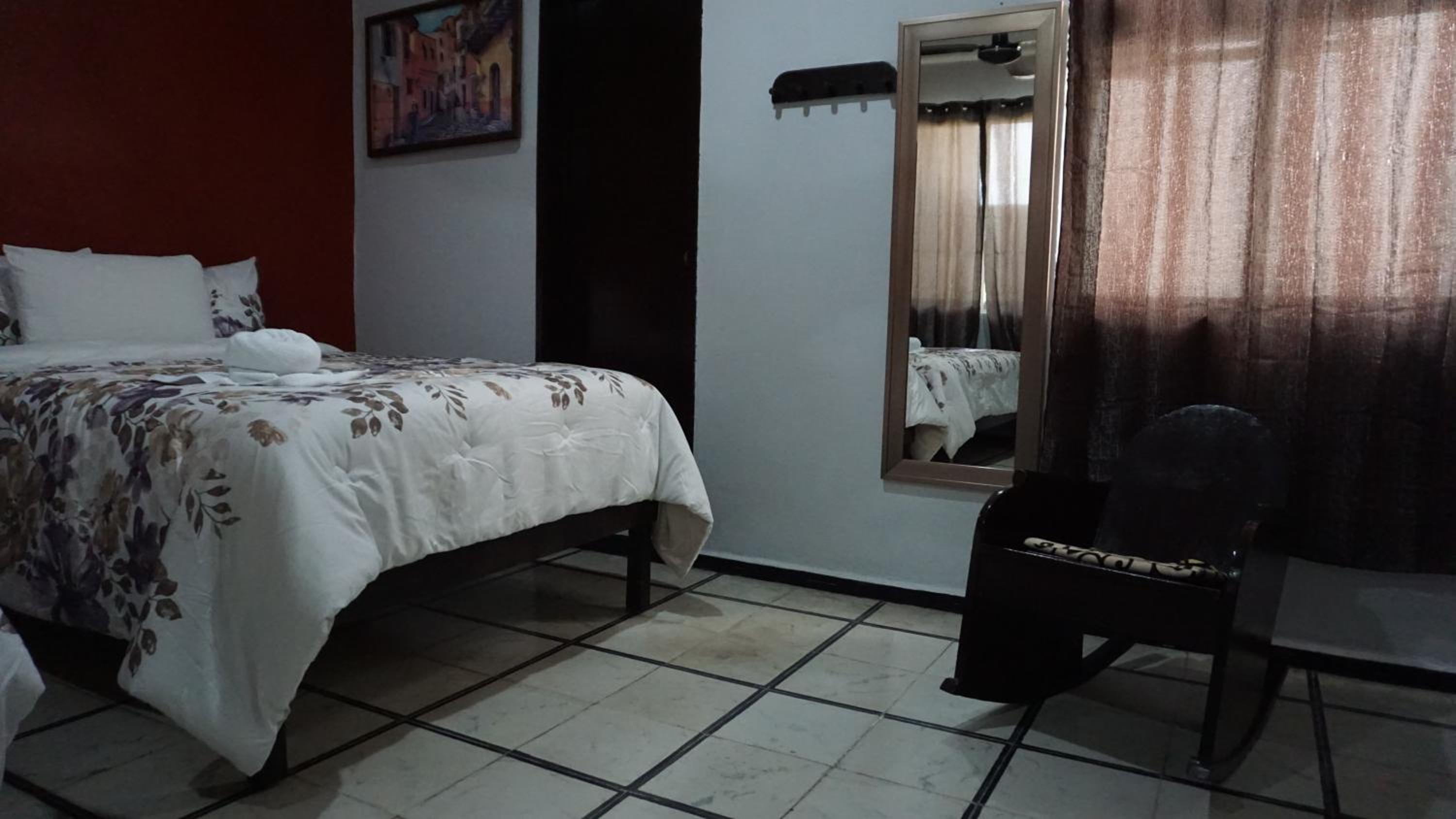 Deluxe Twin Room - Photo 4