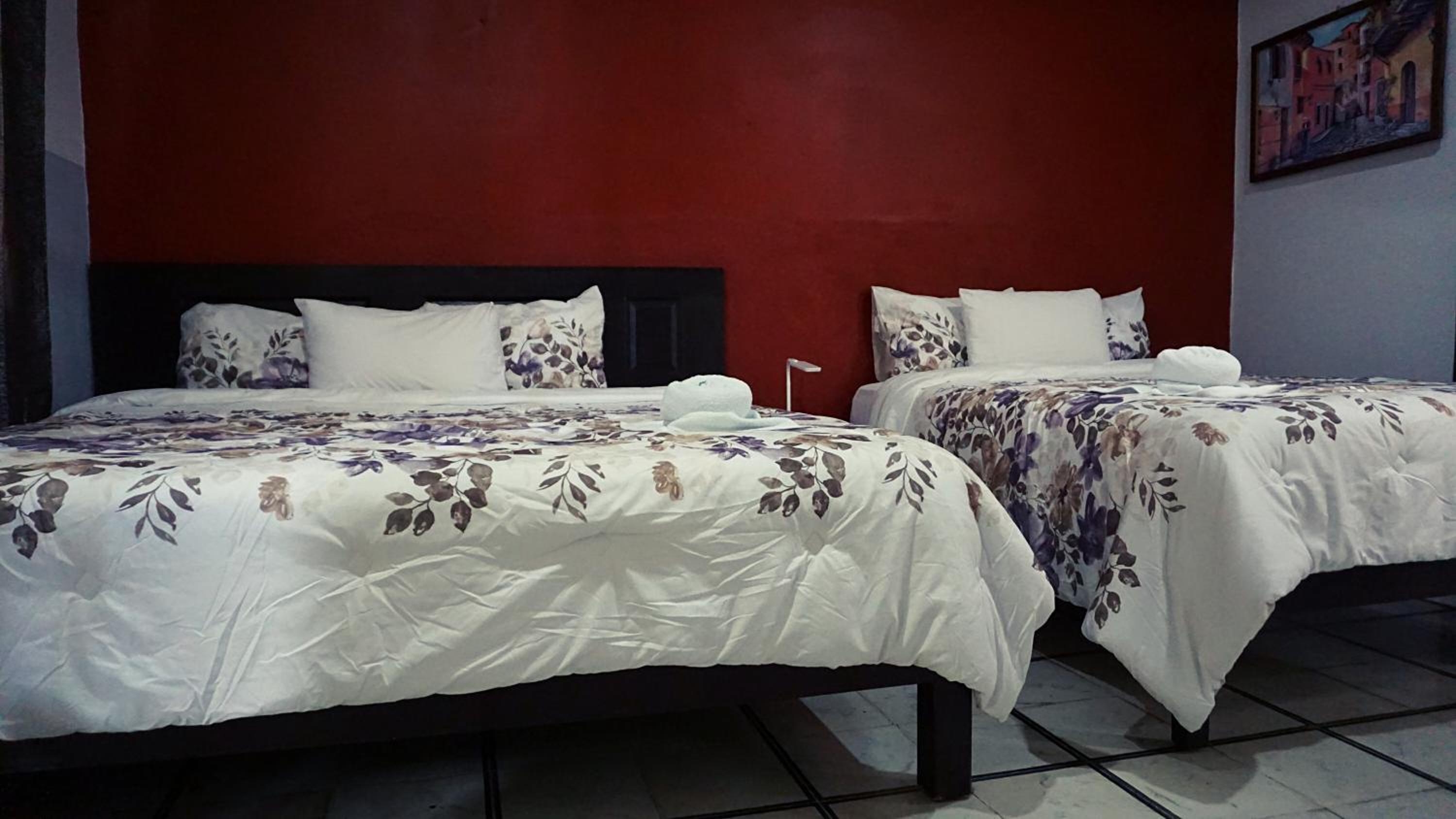 Deluxe Twin Room - Photo 7