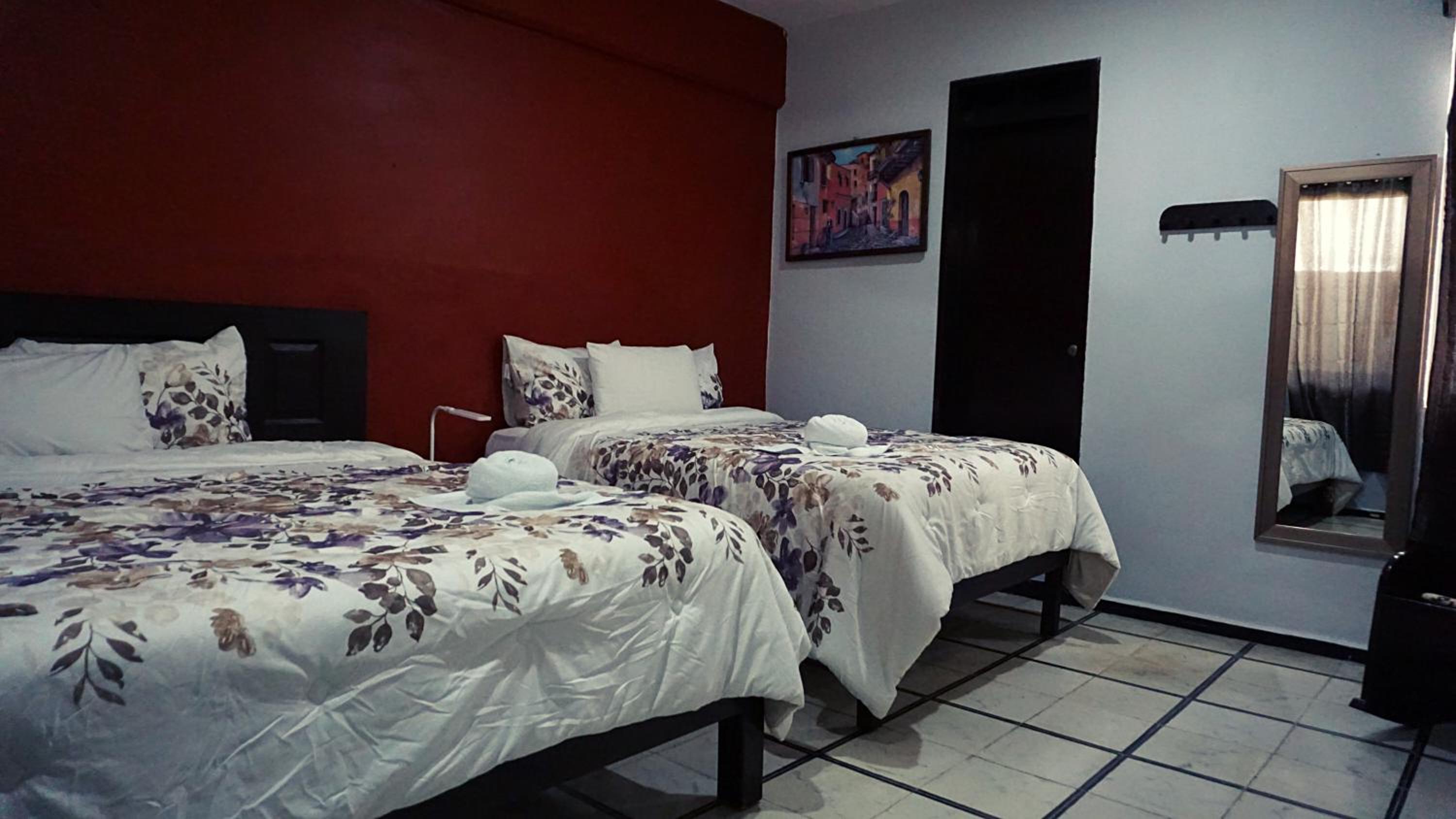 Deluxe Twin Room - Photo 1