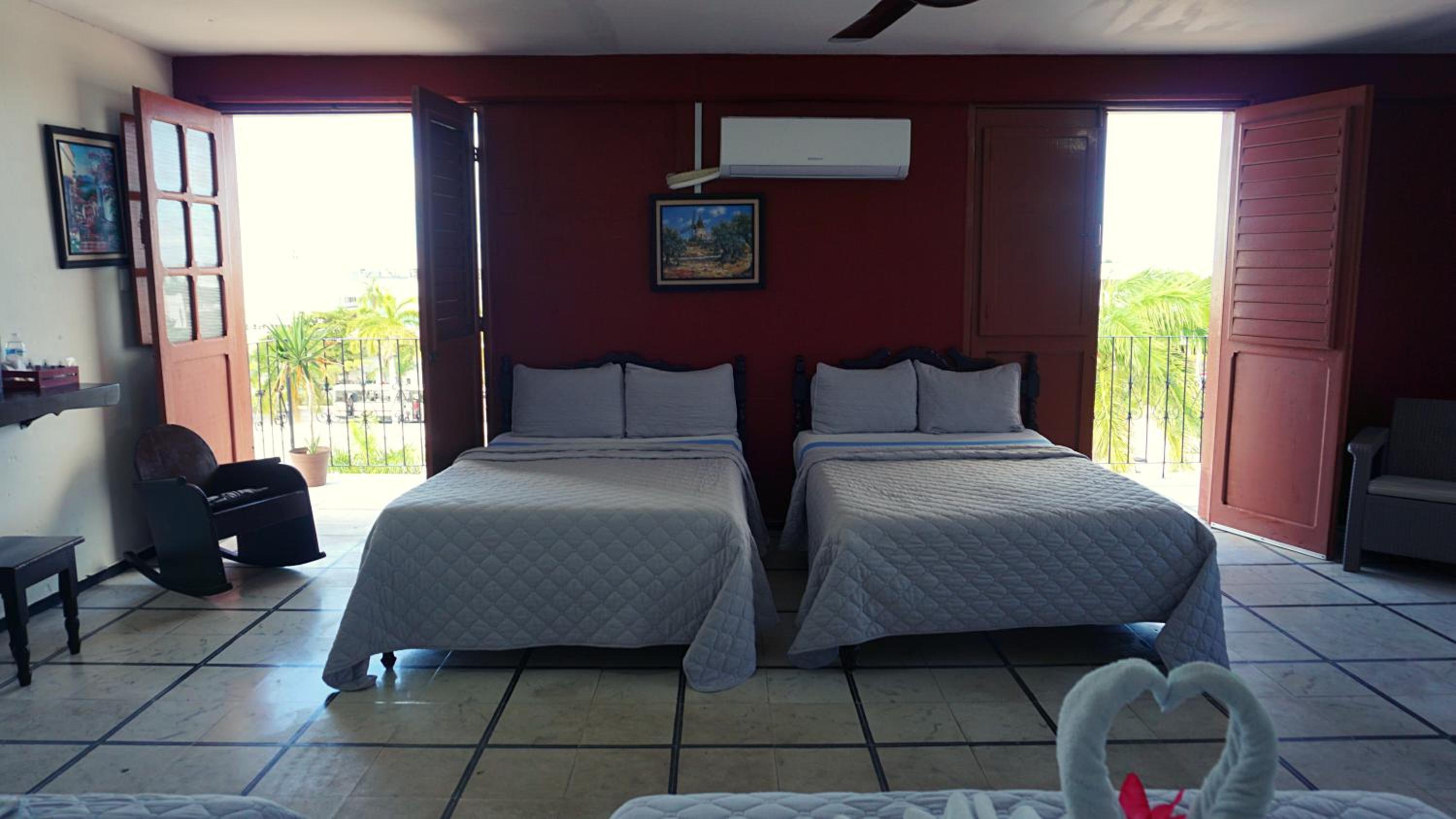 Family Room with Balcony - Photo 7