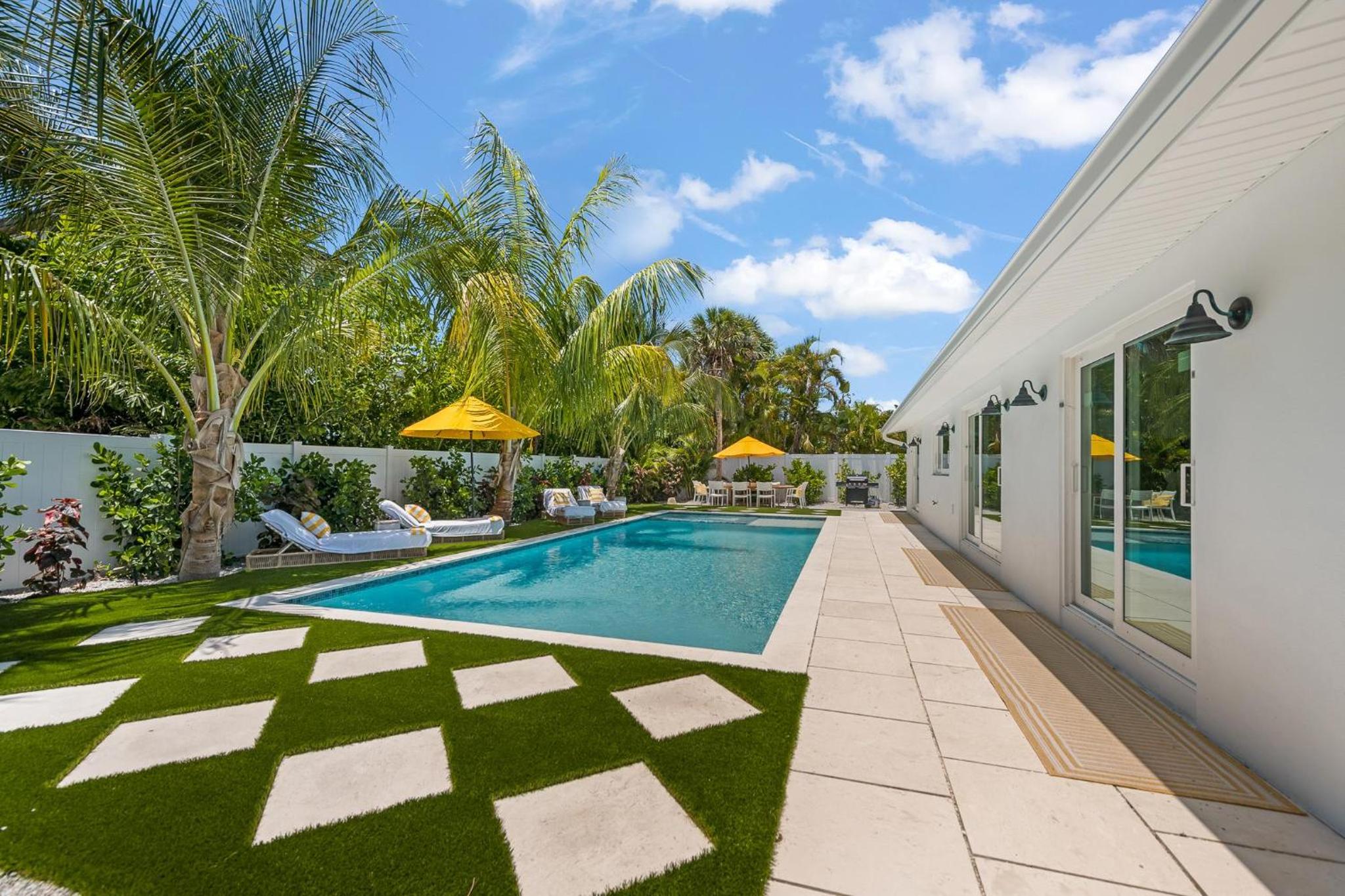 Four-Bedroom Holiday Home photo 1