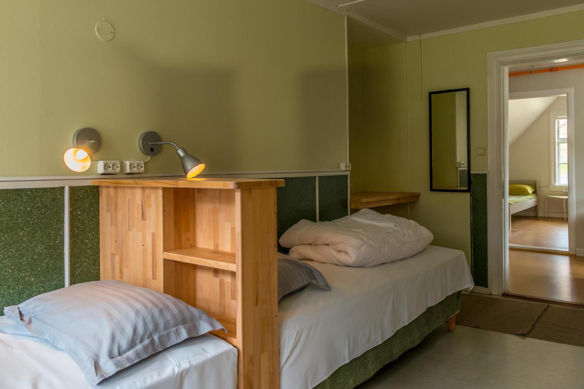 Quadruple Room with Shared Bathroom photo 3