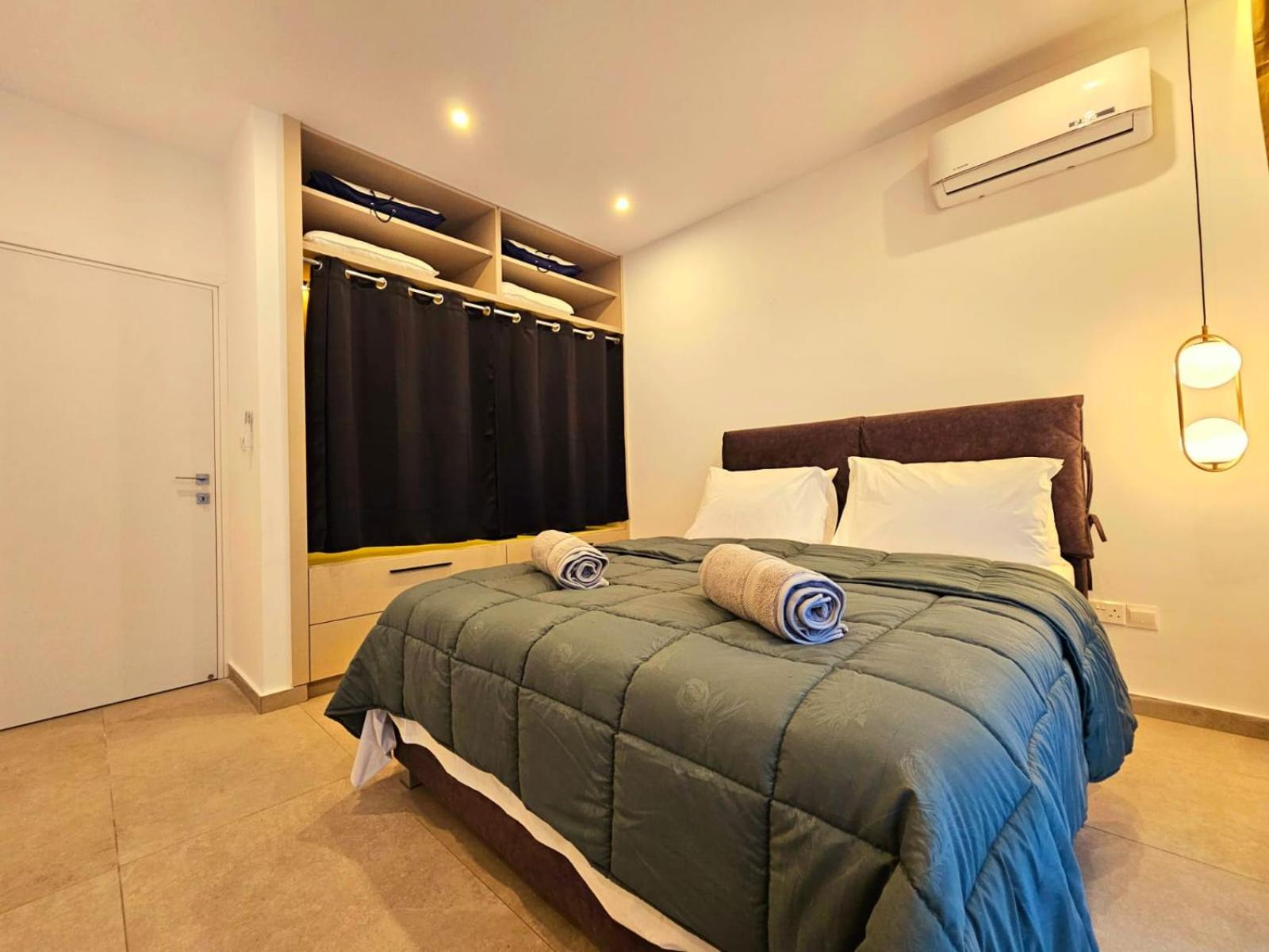 Superior Apartment