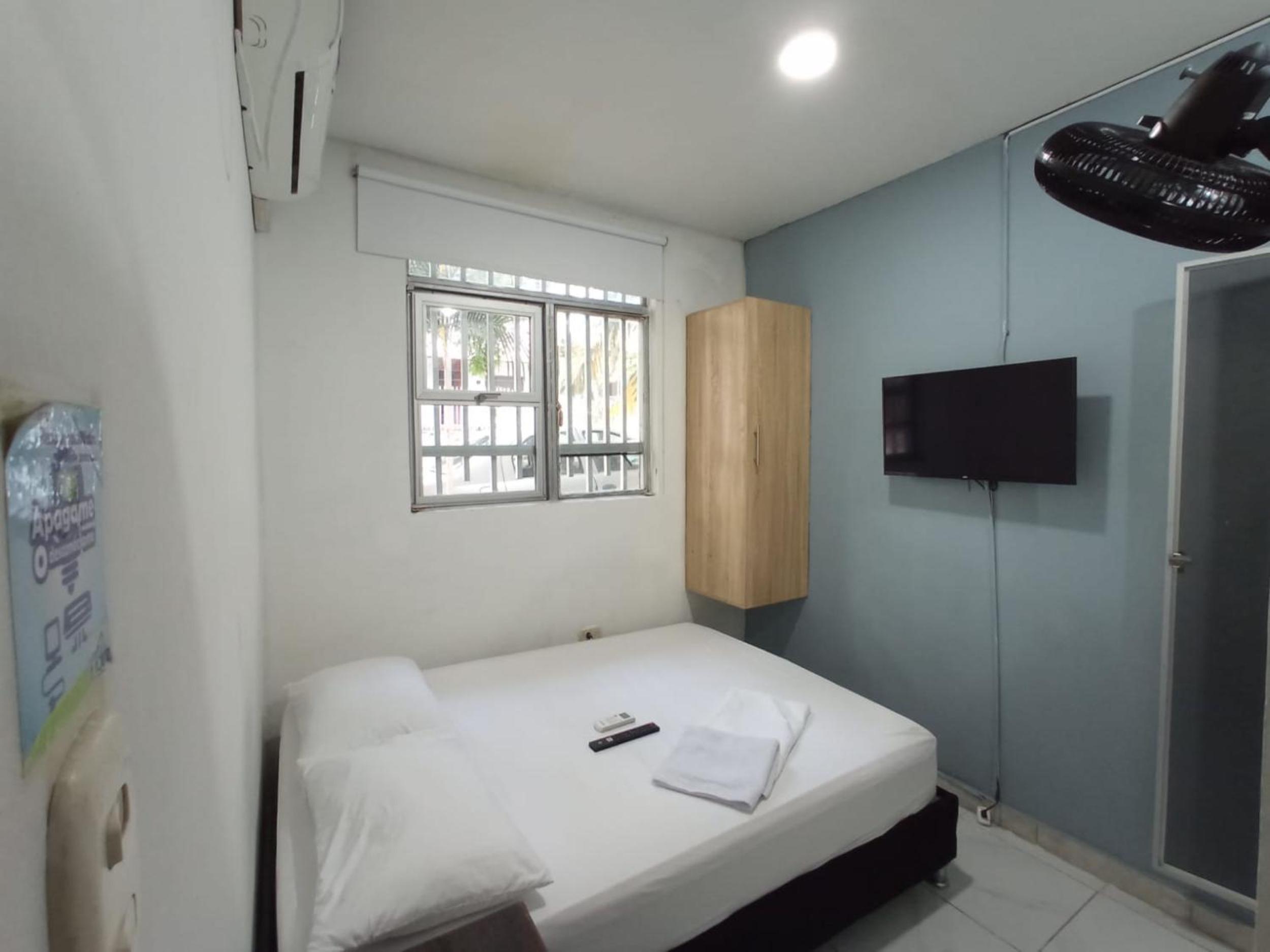 Standard Double Room with Fan photo 2