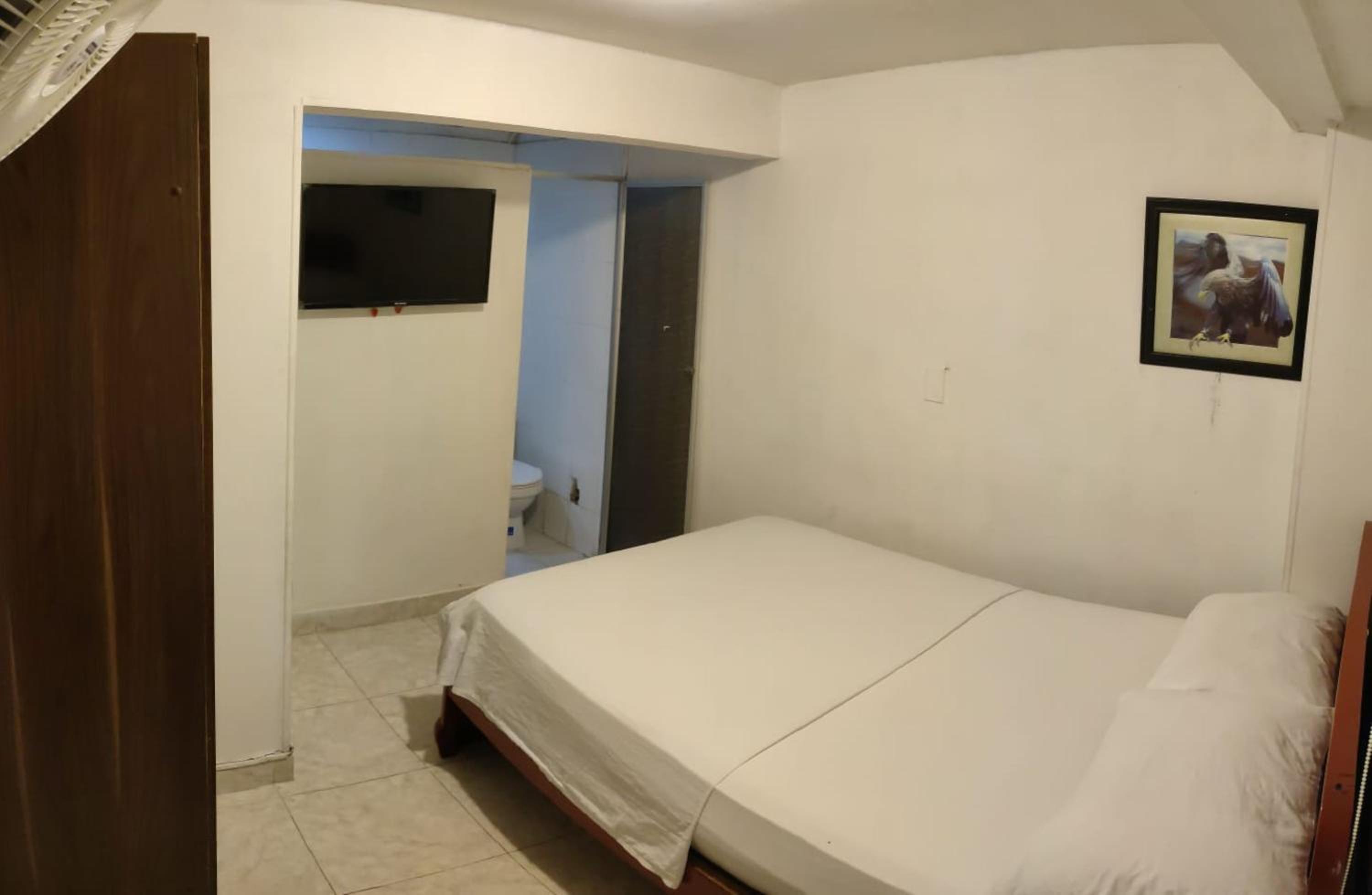 Standard Double Room with Fan photo 1