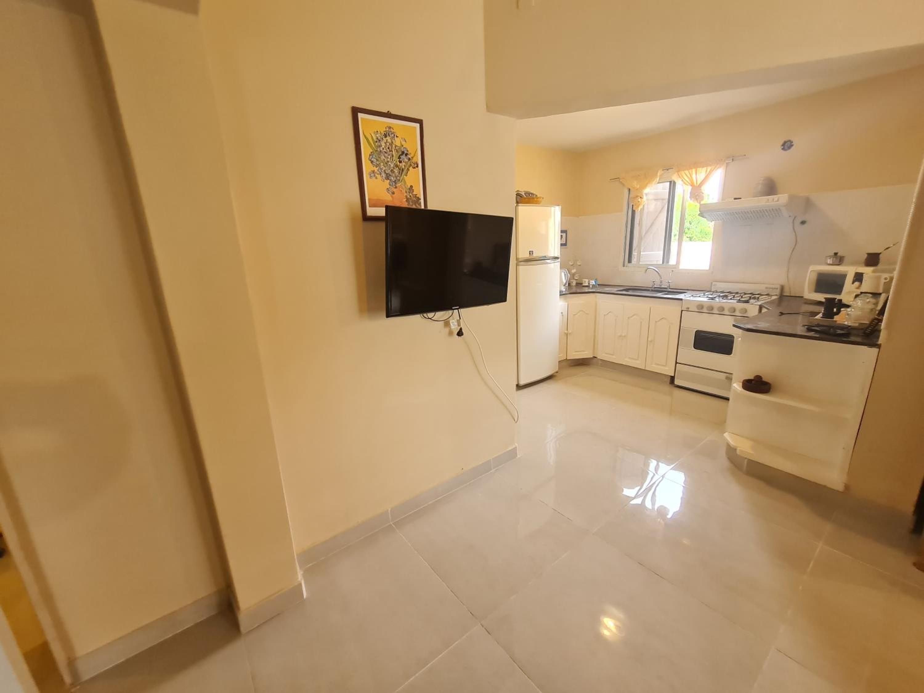 Three-Bedroom House photo 3