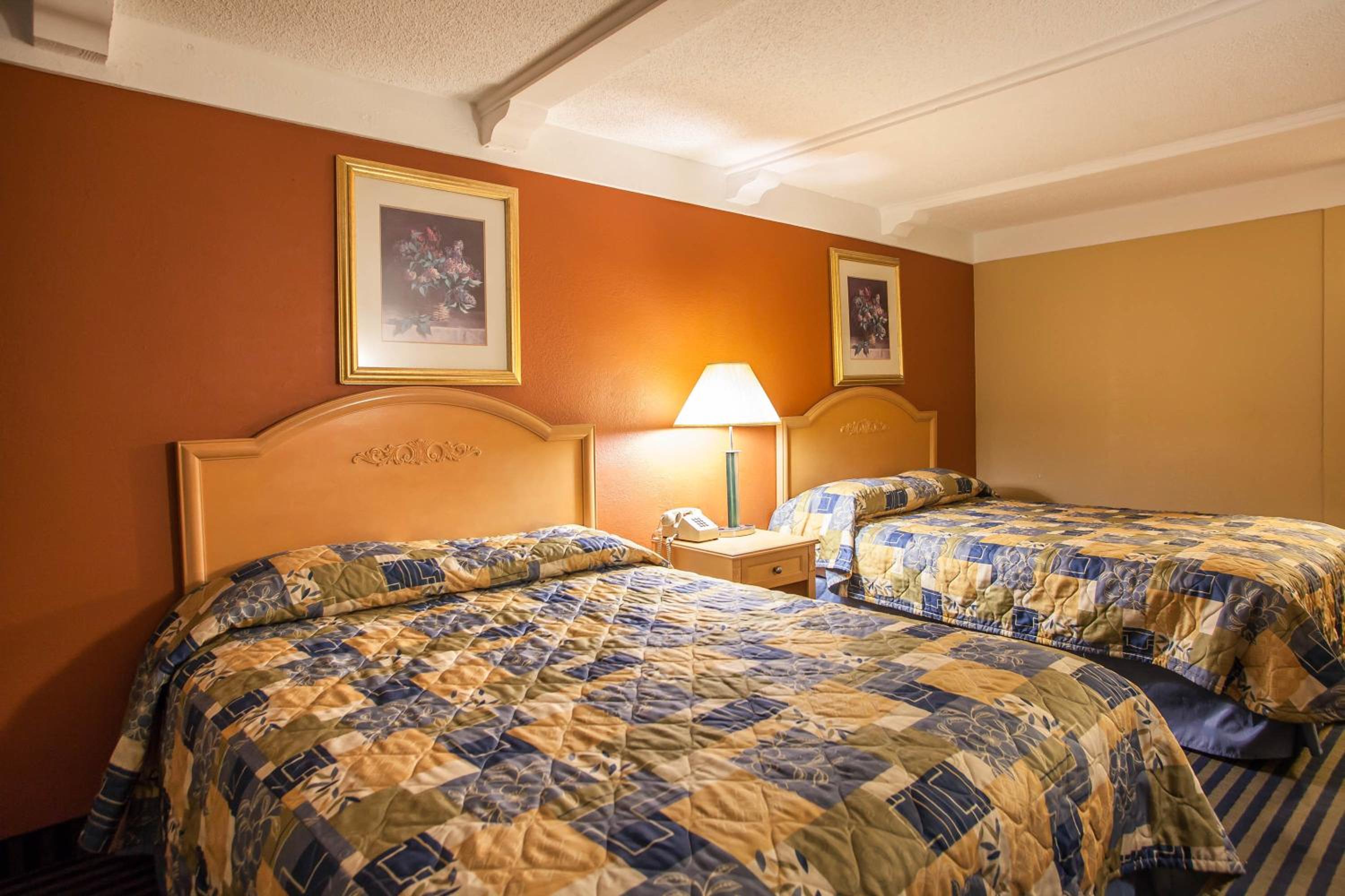 Double Room - Photo 2