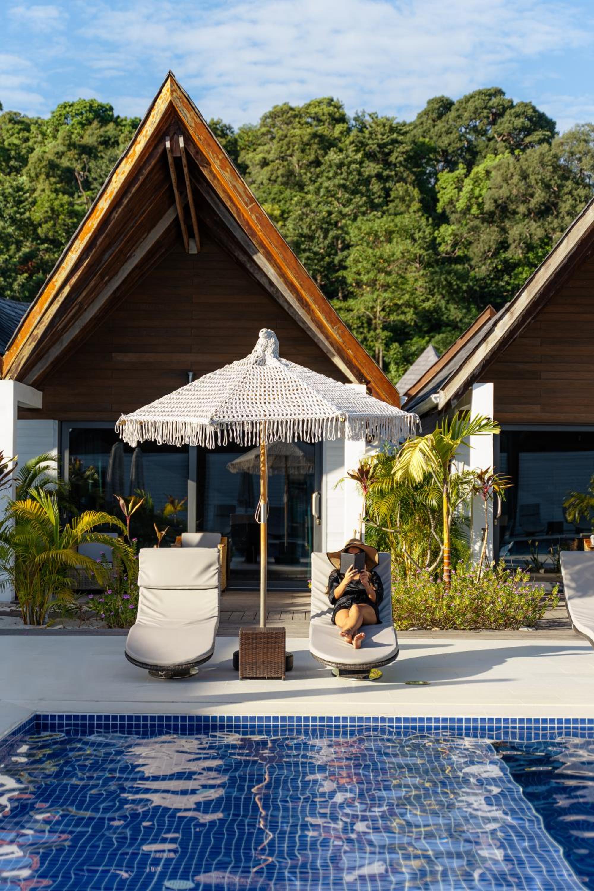 Apartment with Pool View  - Photo 8