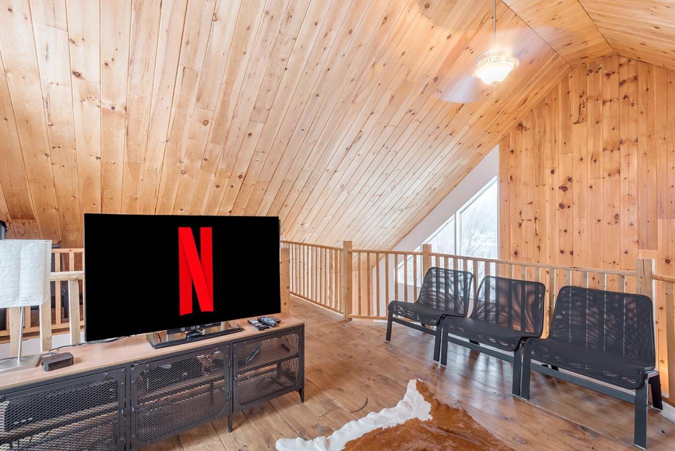 Three-Bedroom Chalet photo 2