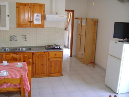 Apartment with Sea and Mountain View (4 Adults) - Photo 11
