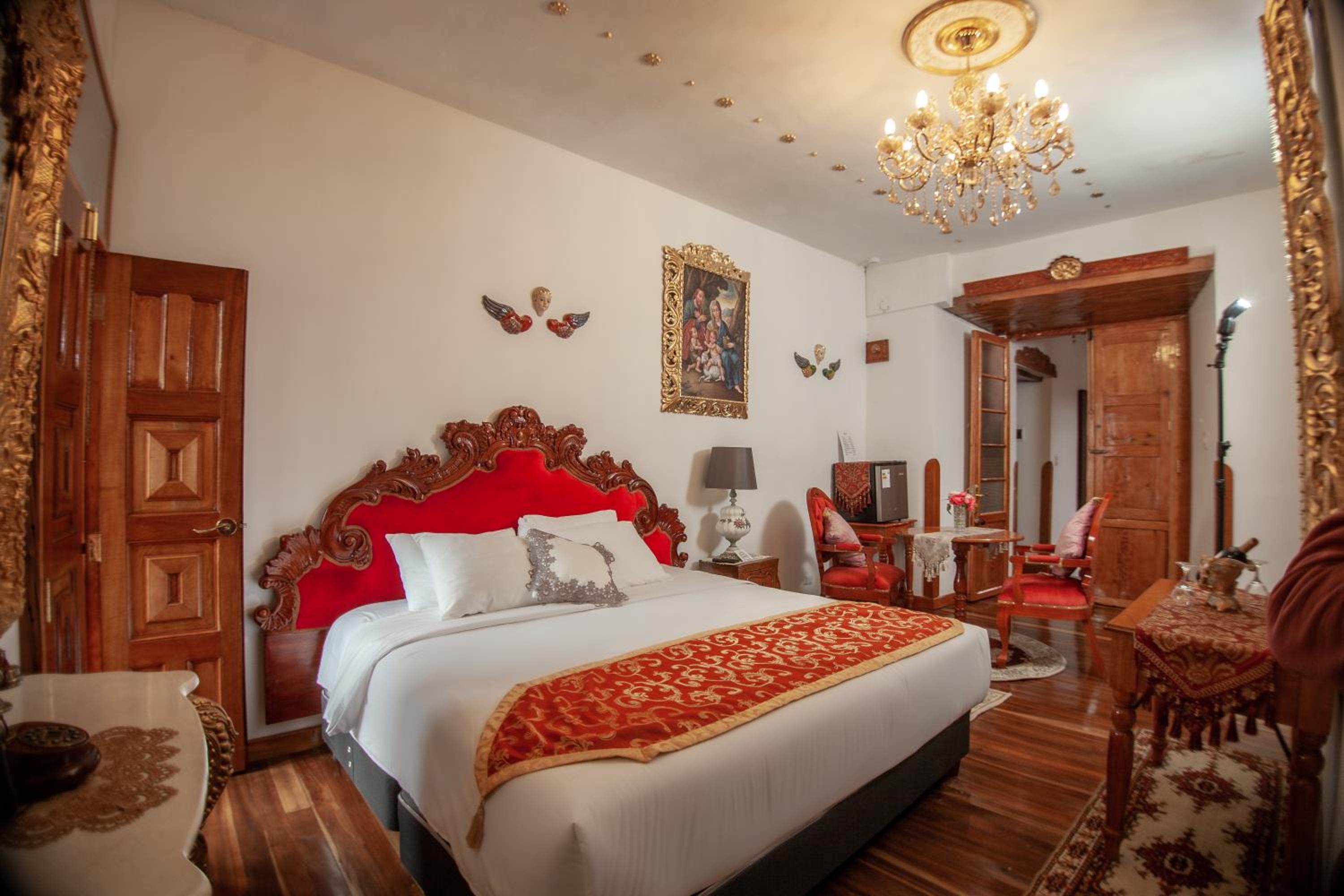 Superior King Room photo 2