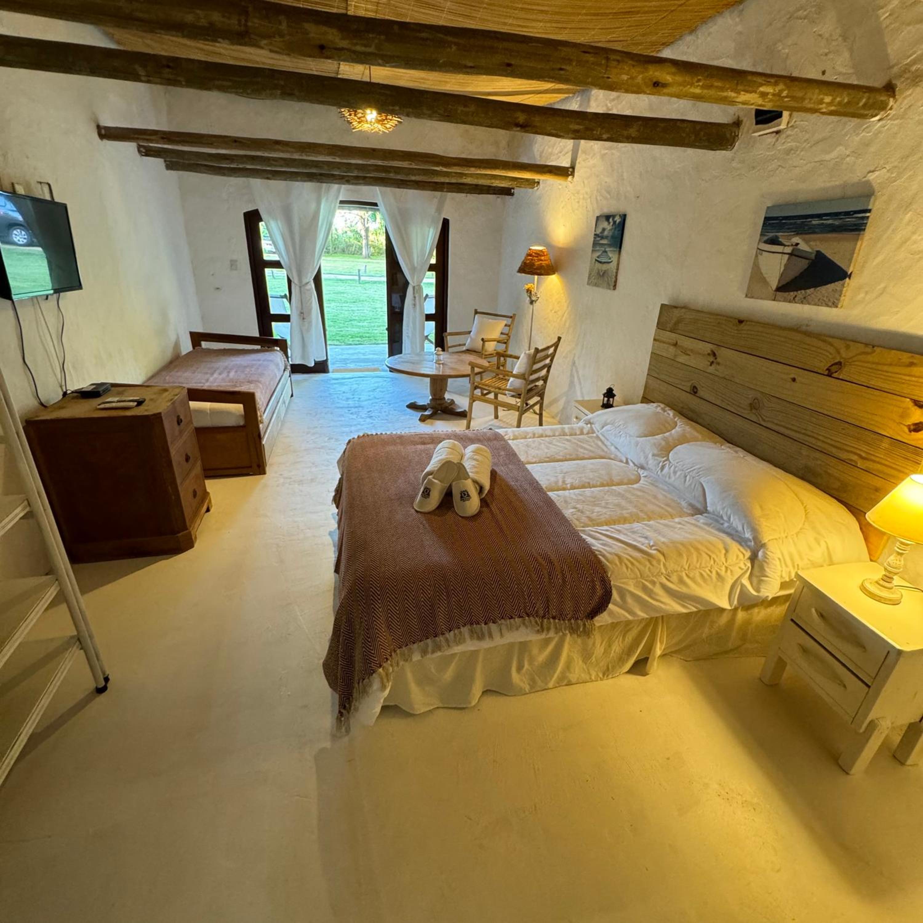 Basic Double Room photo 1