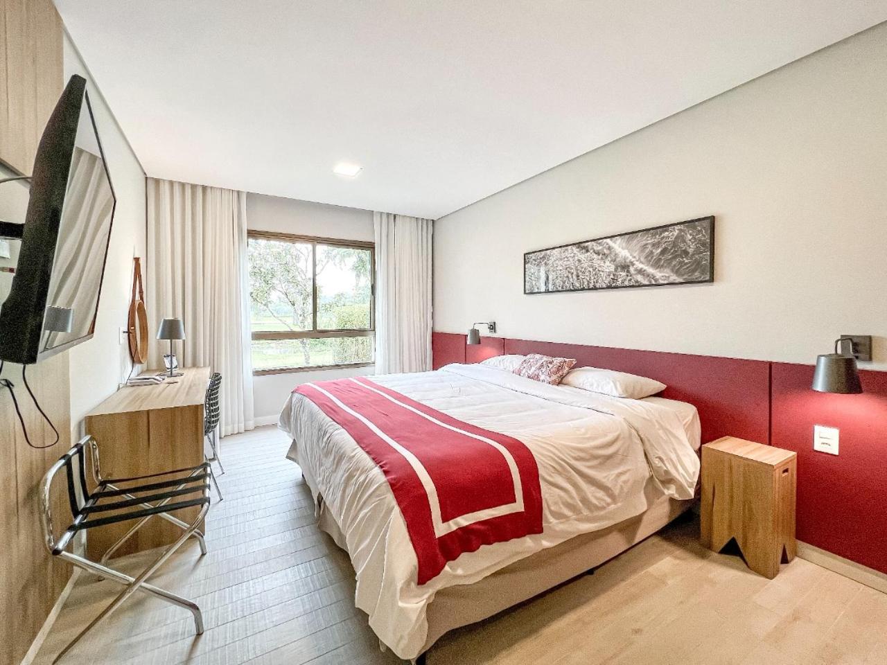 Suite With Lake View