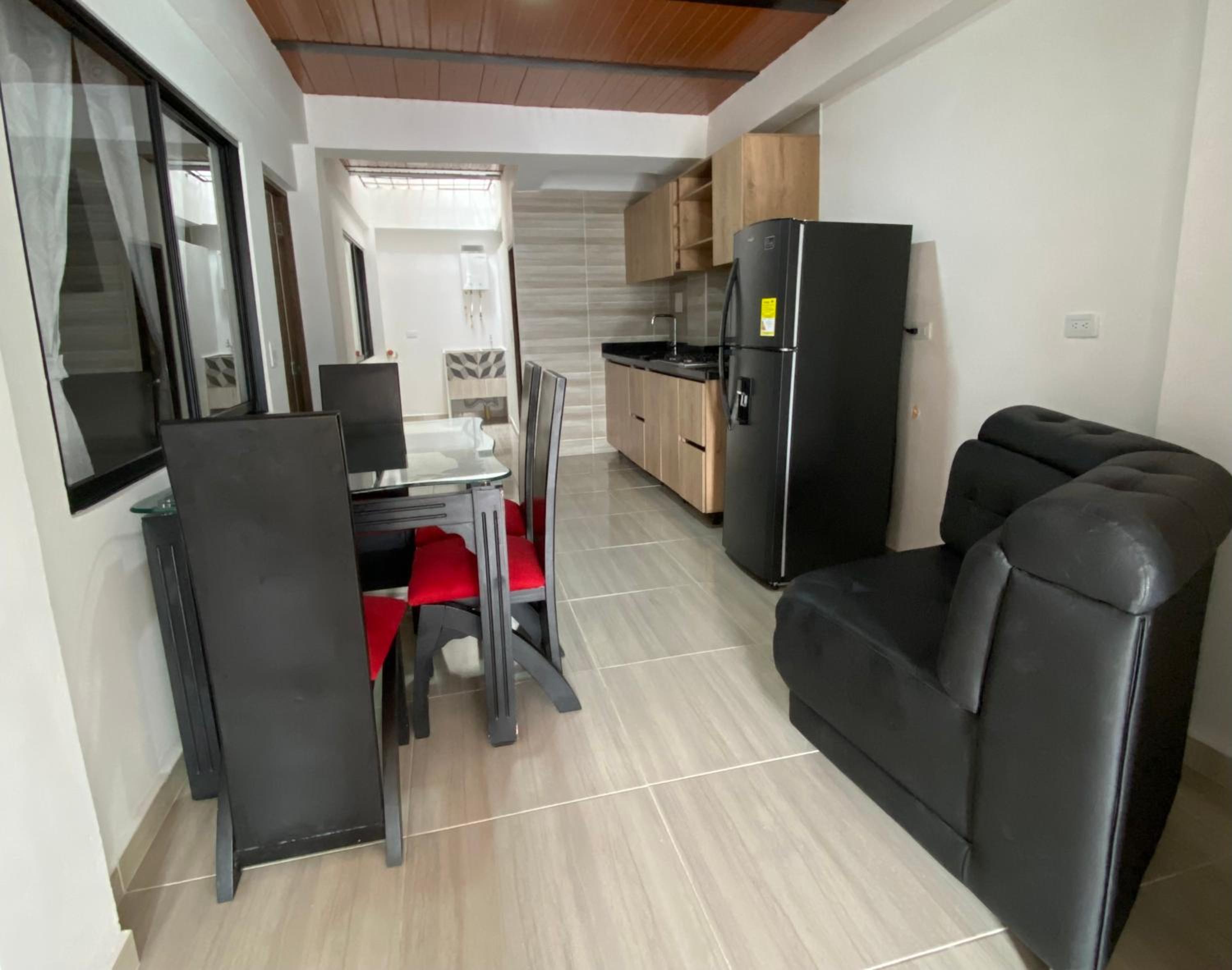 Apartment photo 2