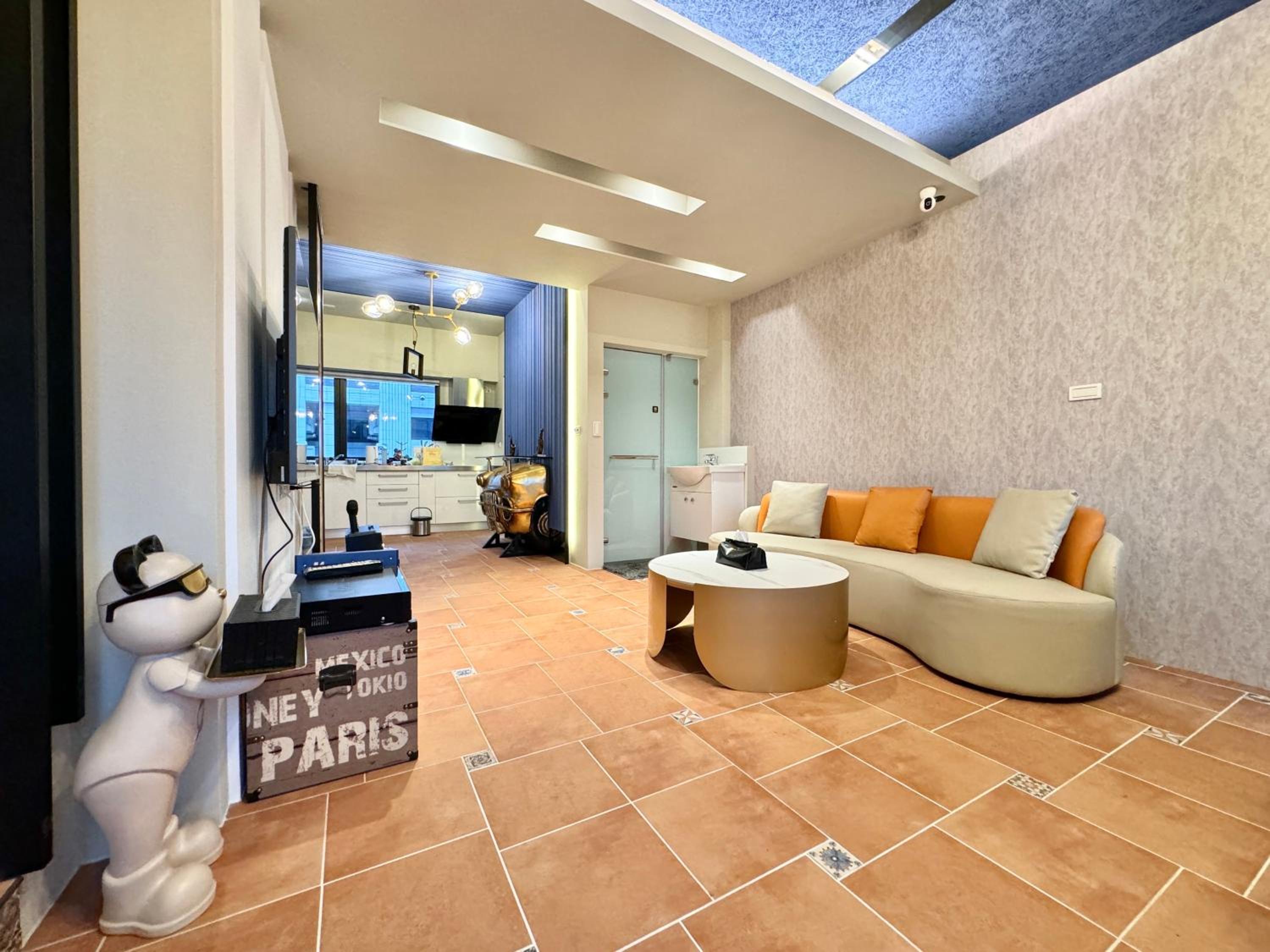 Two-Bedroom House photo 3