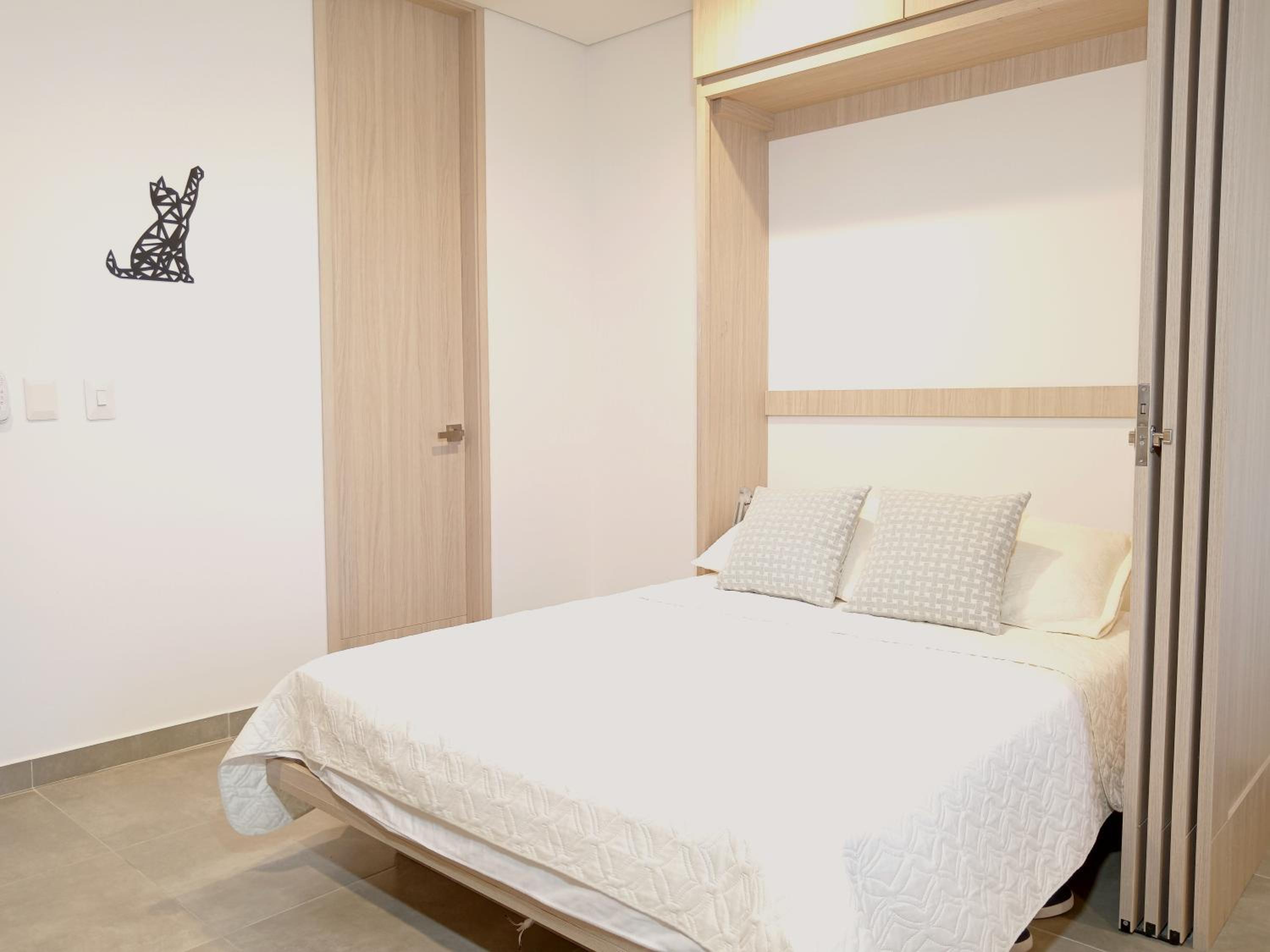 Two-Bedroom Apartment with Mountain View photo 3