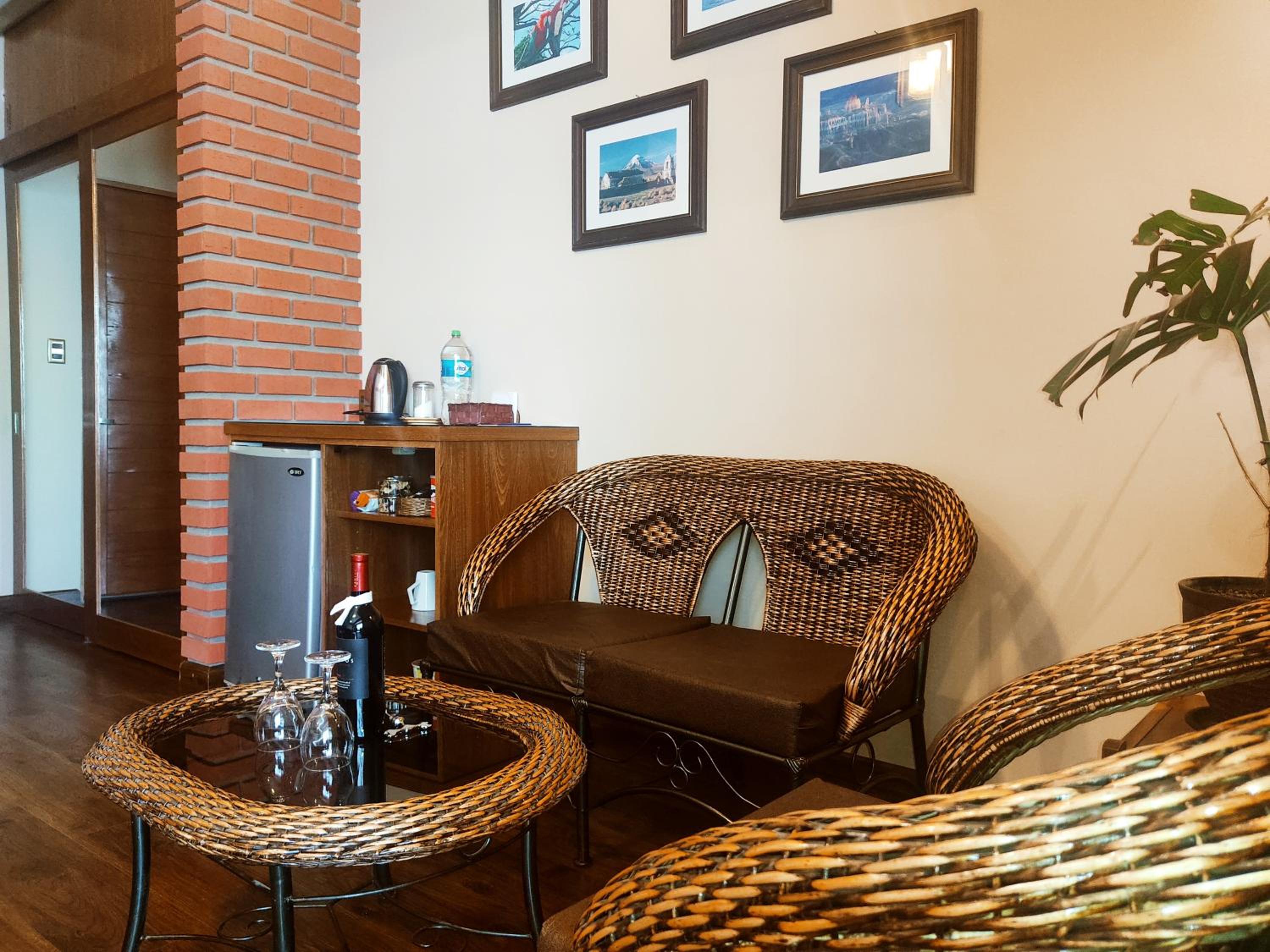 Deluxe Suite with Spa Bath