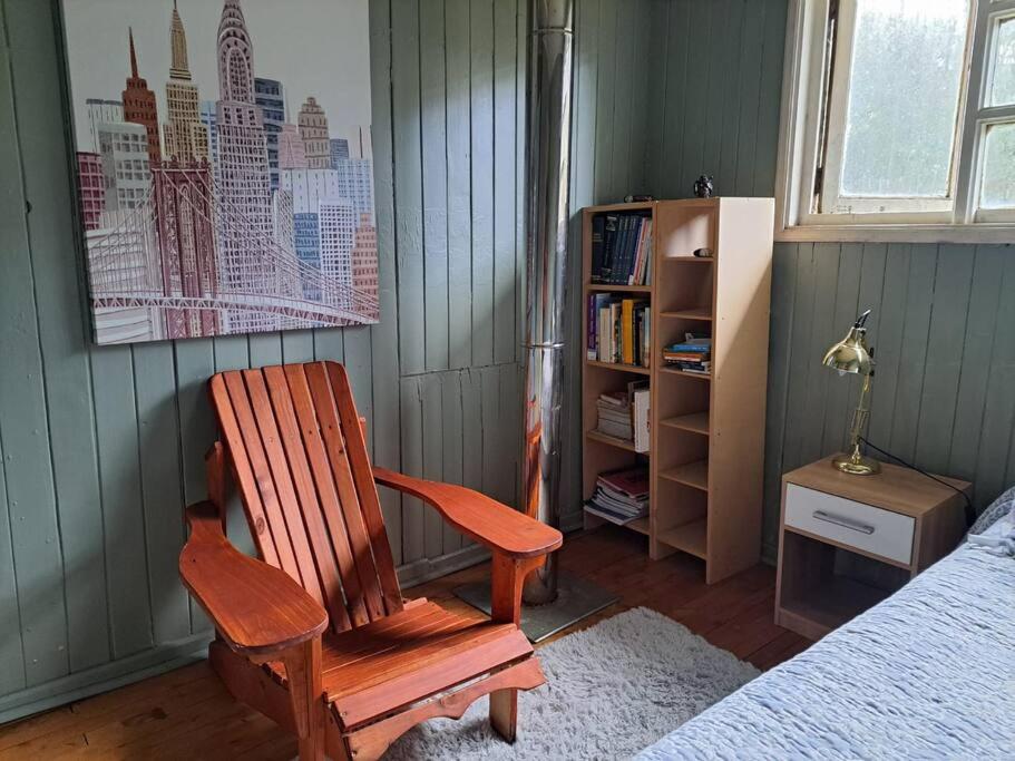 Three-Bedroom House photo 2