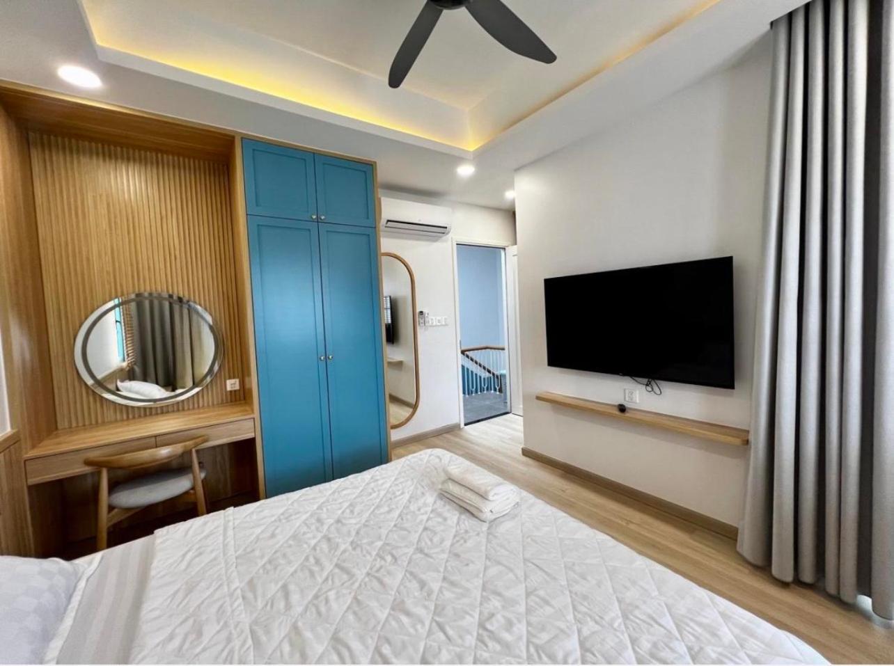 Three-Bedroom Villa photo 1