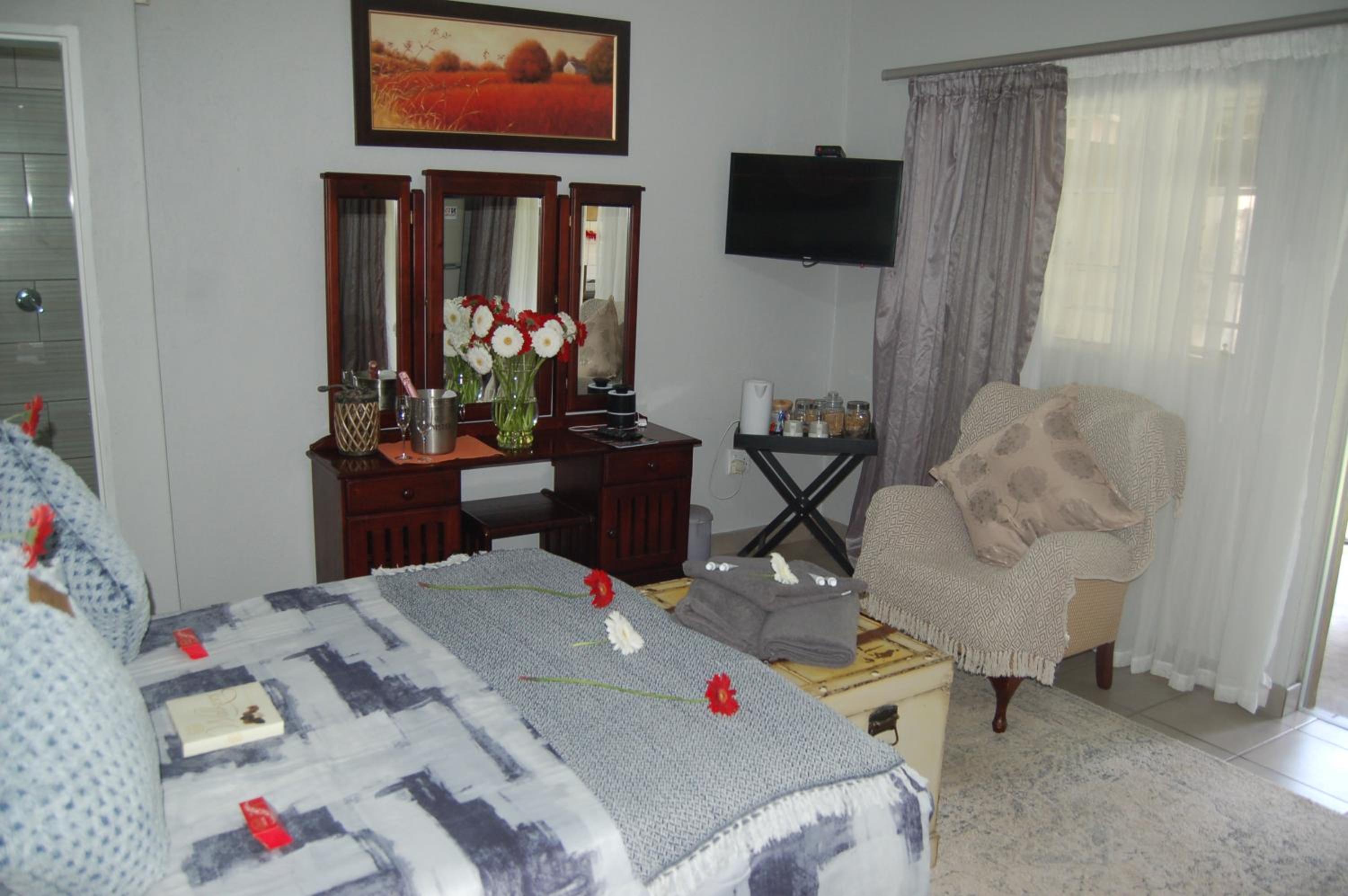 Double Room - Photo 23