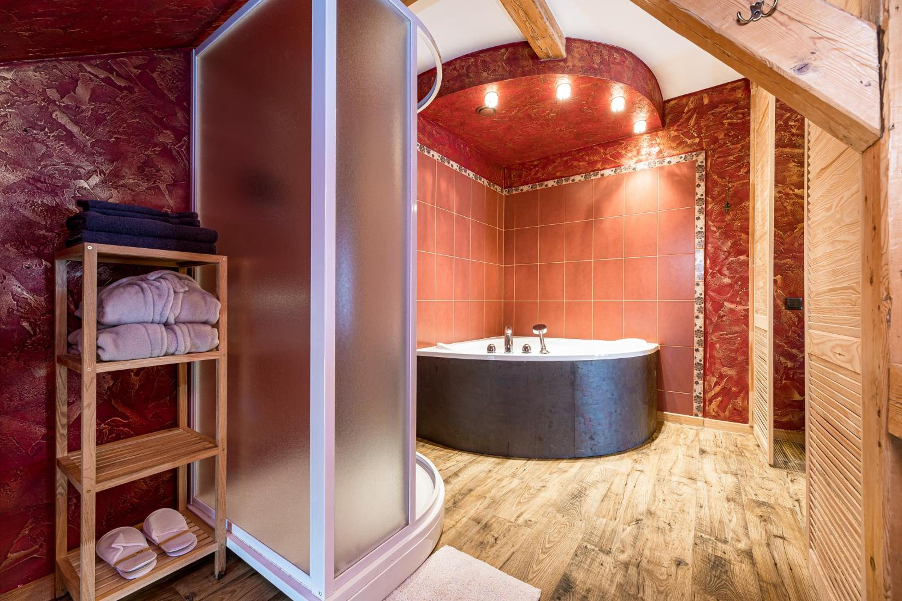 Suite with Terrace - Photo 8
