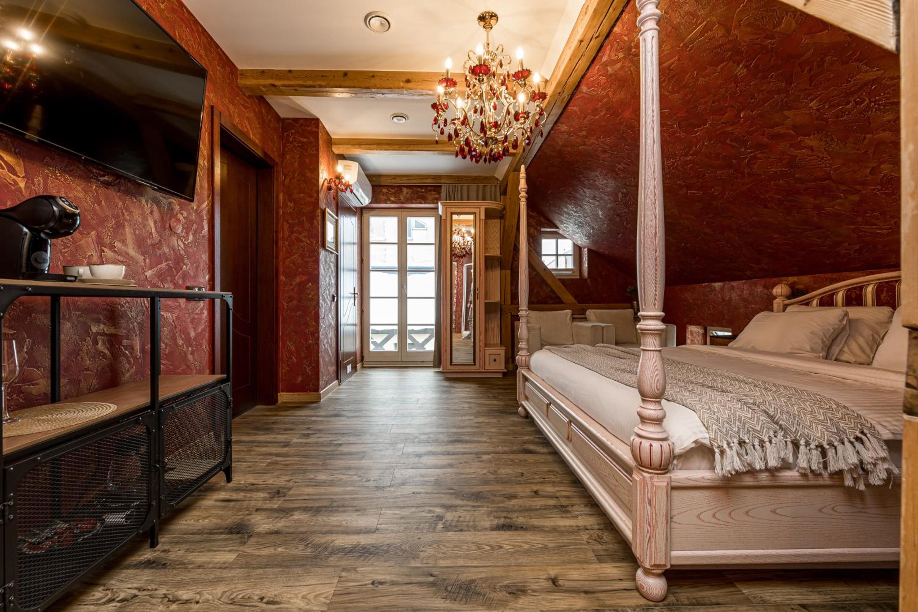 Suite with Terrace - Photo 1
