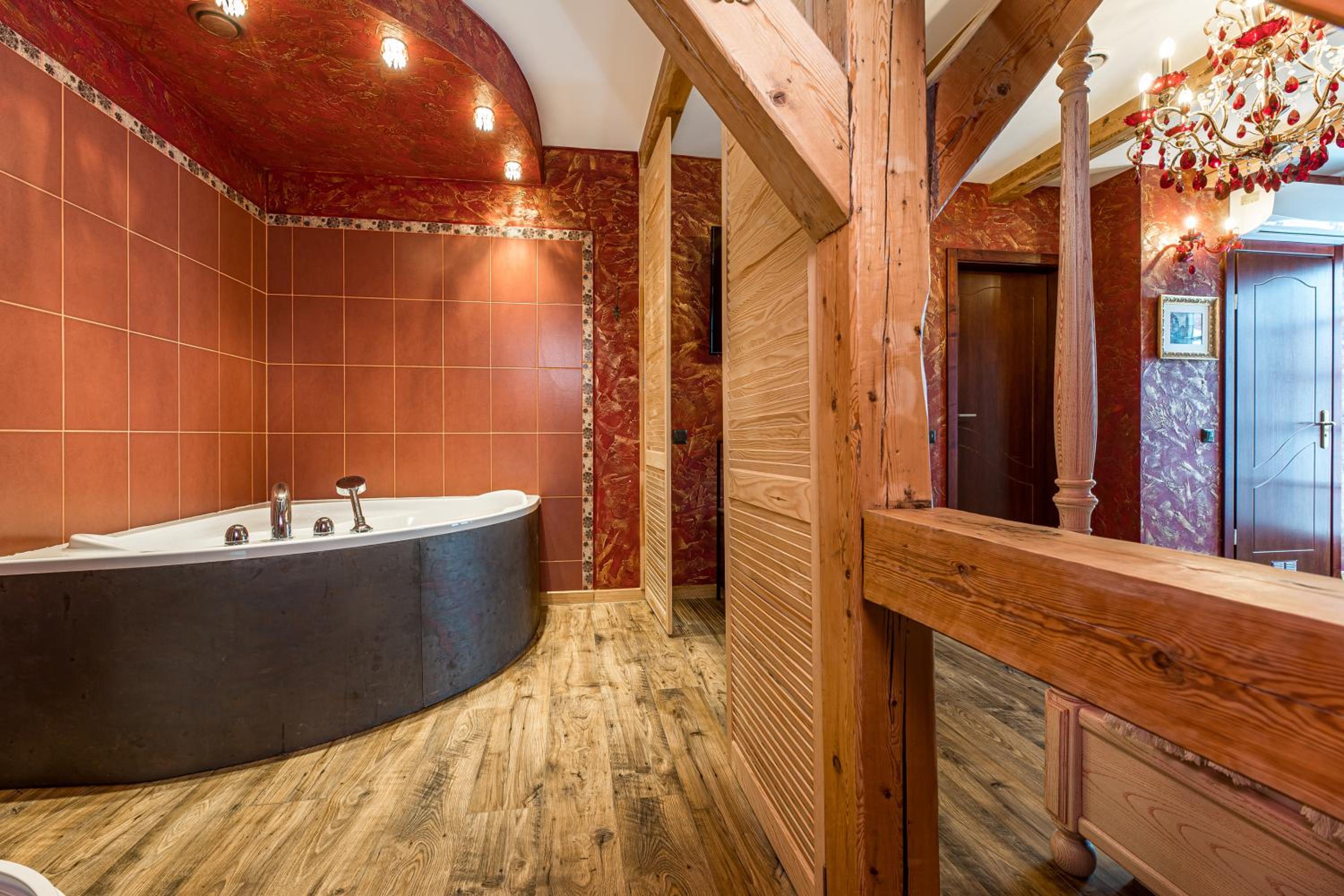 Suite with Terrace - Photo 11
