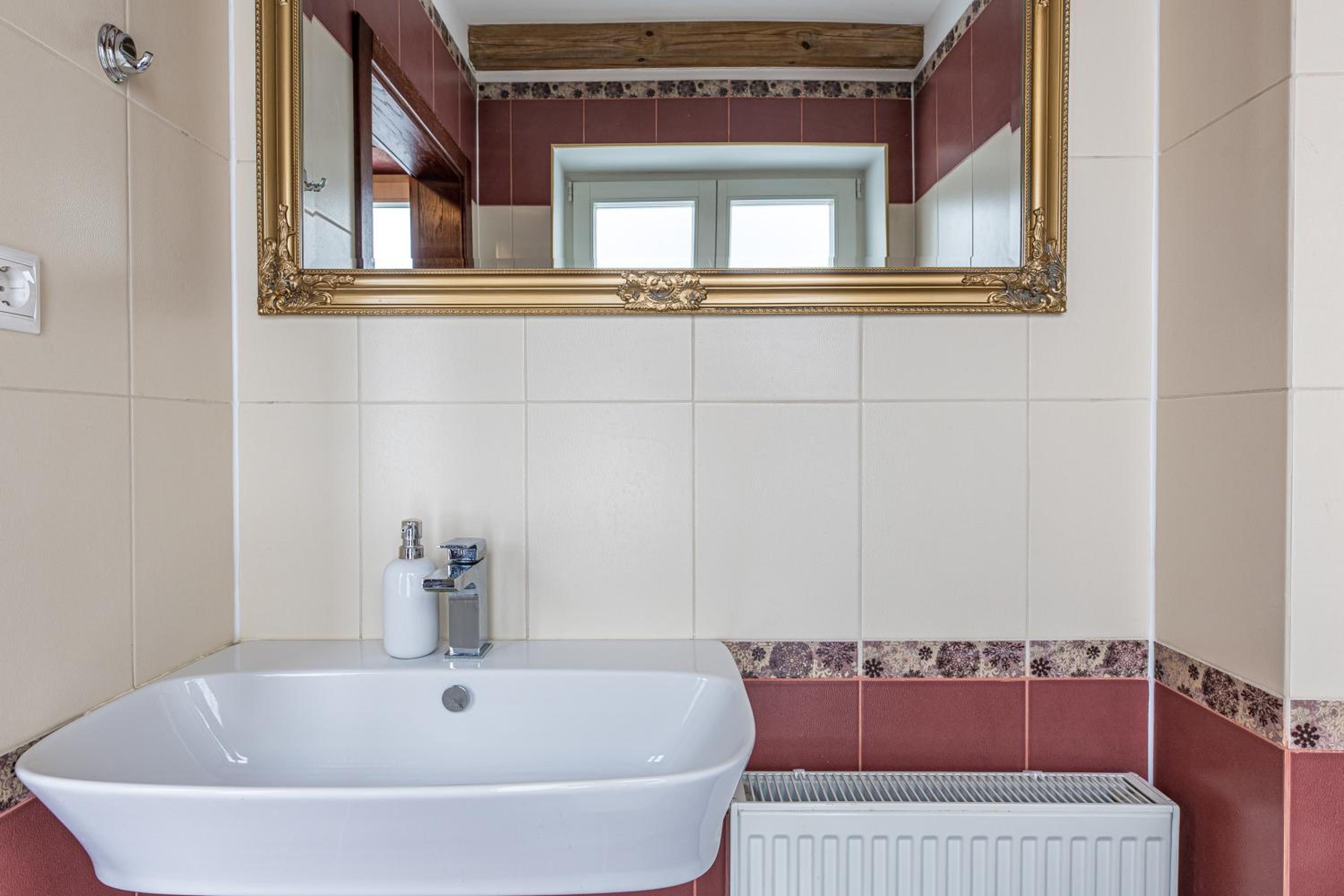 Suite with Terrace - Photo 15