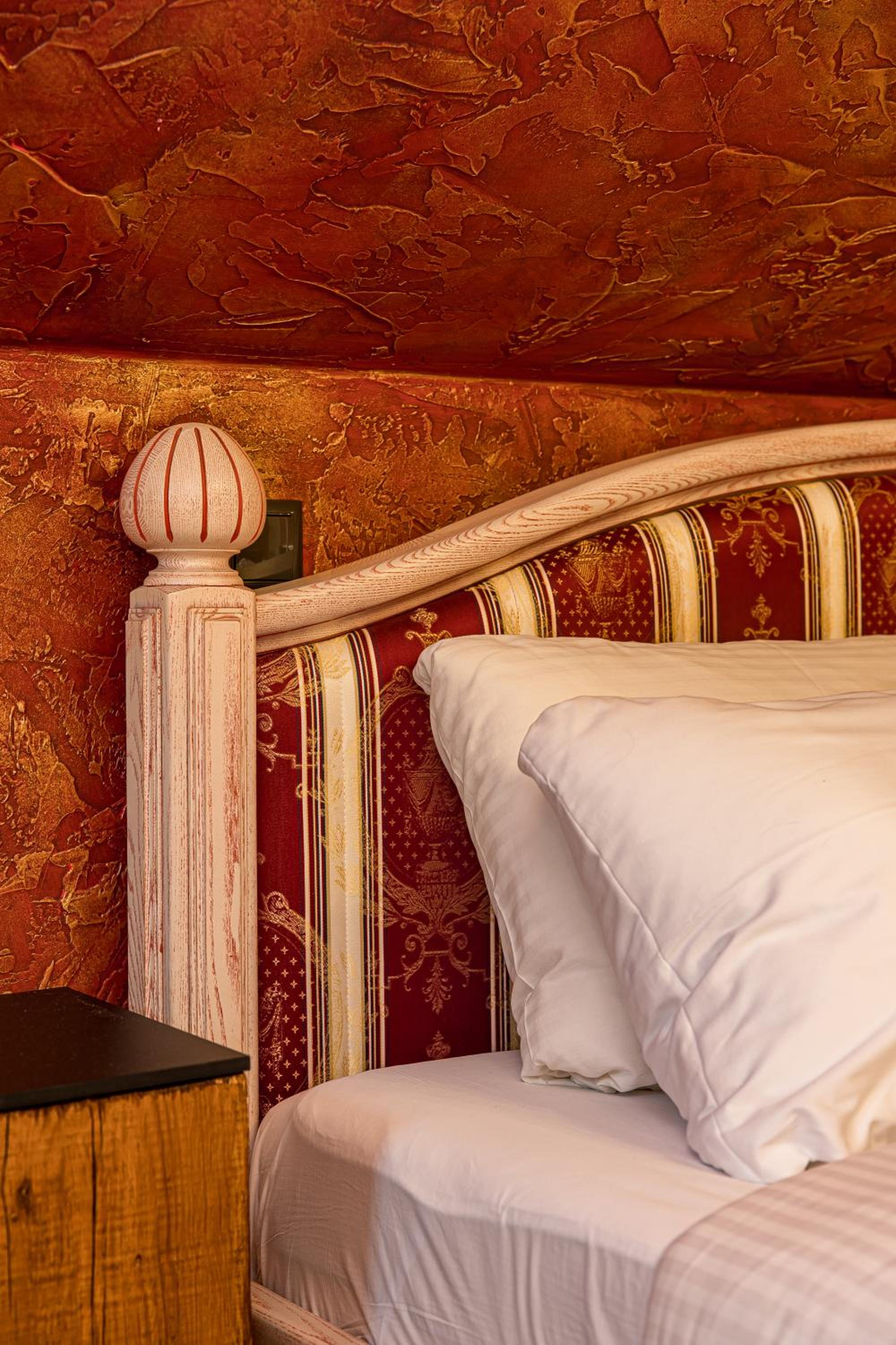 Suite with Terrace - Photo 4
