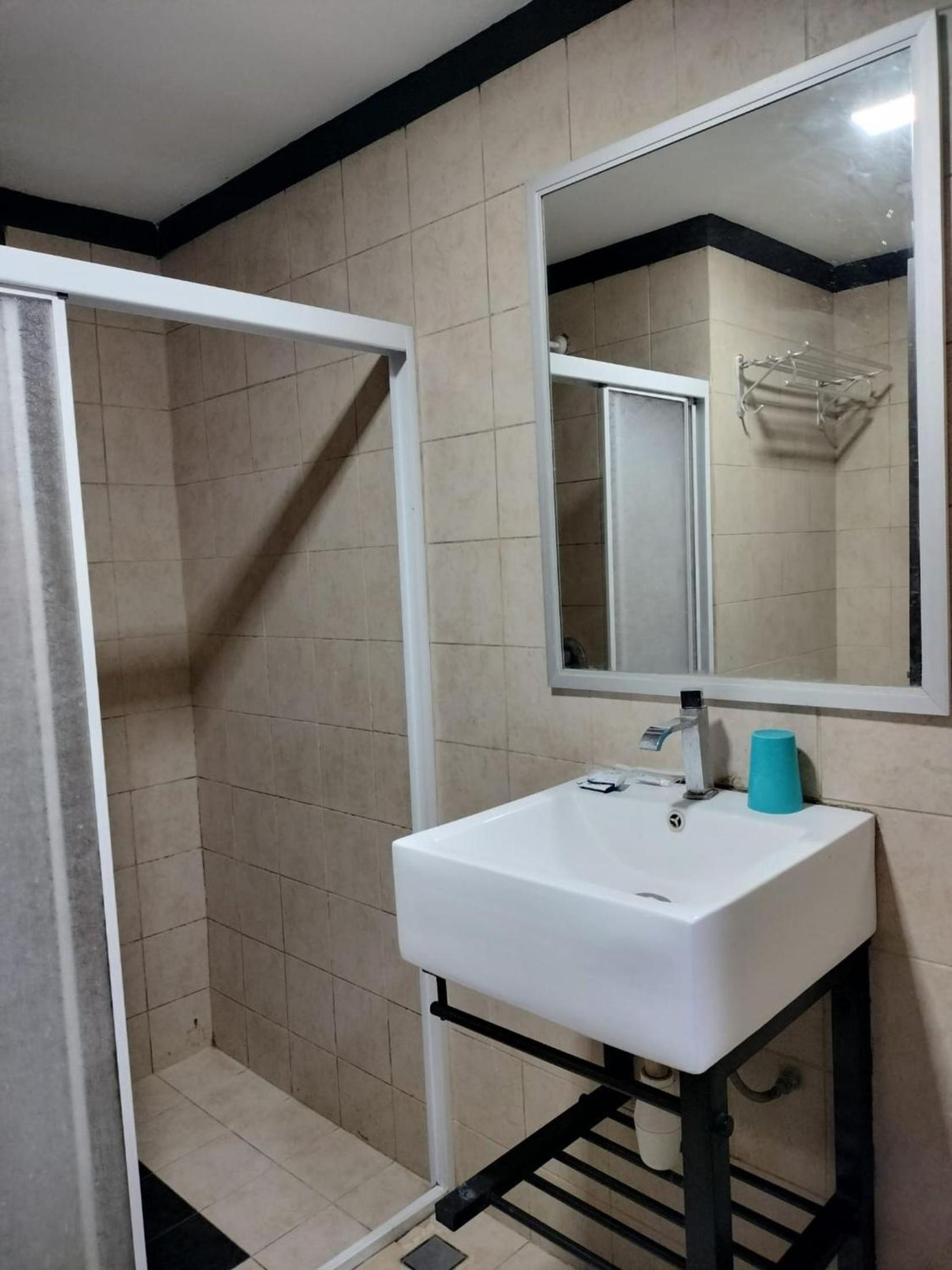 Standard Double Room - Photo 2