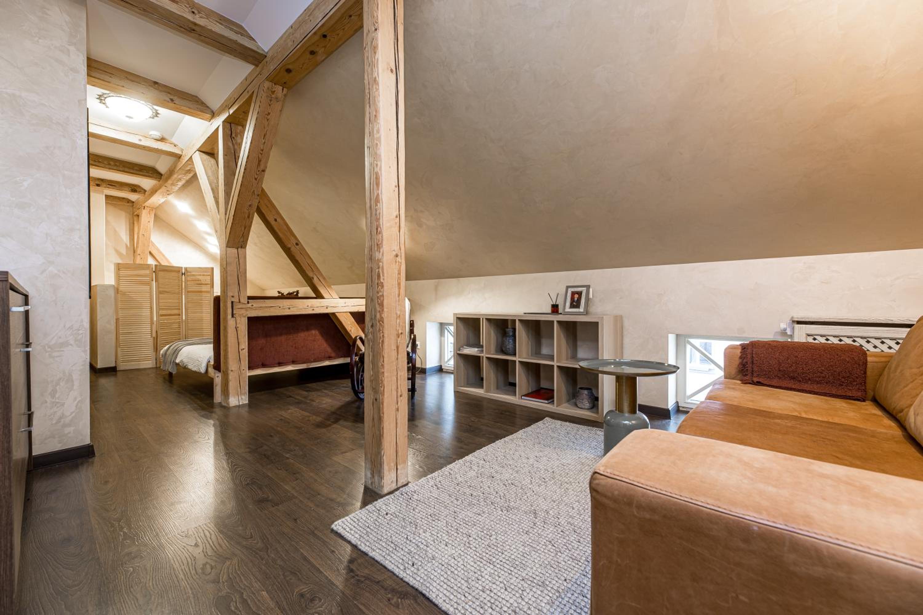 Double Room - Photo 11