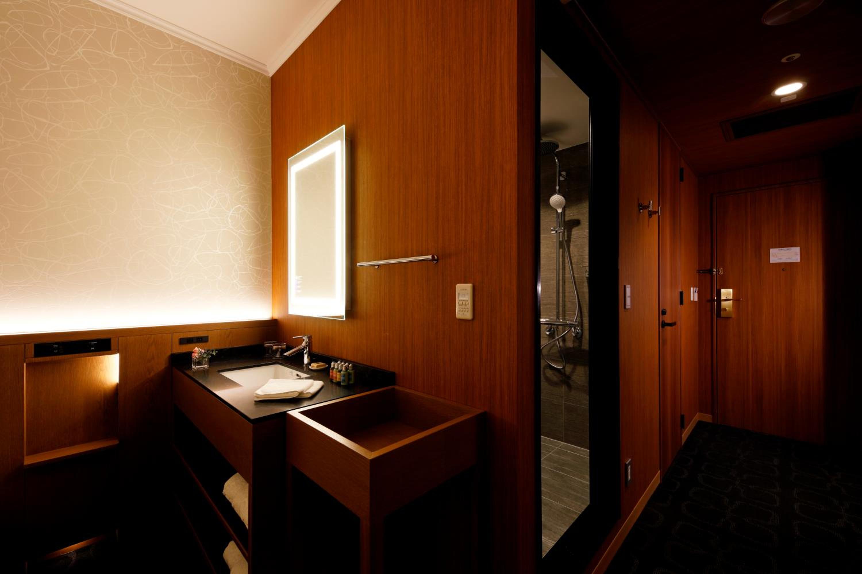 Luxury Floor Double Room - Non-Smoking - Photo 12