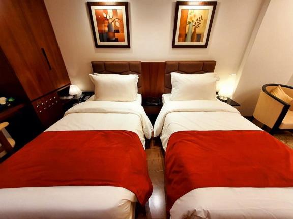 Twin Room - Photo 3