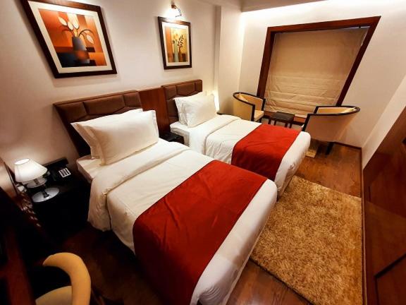 Twin Room - Photo 4