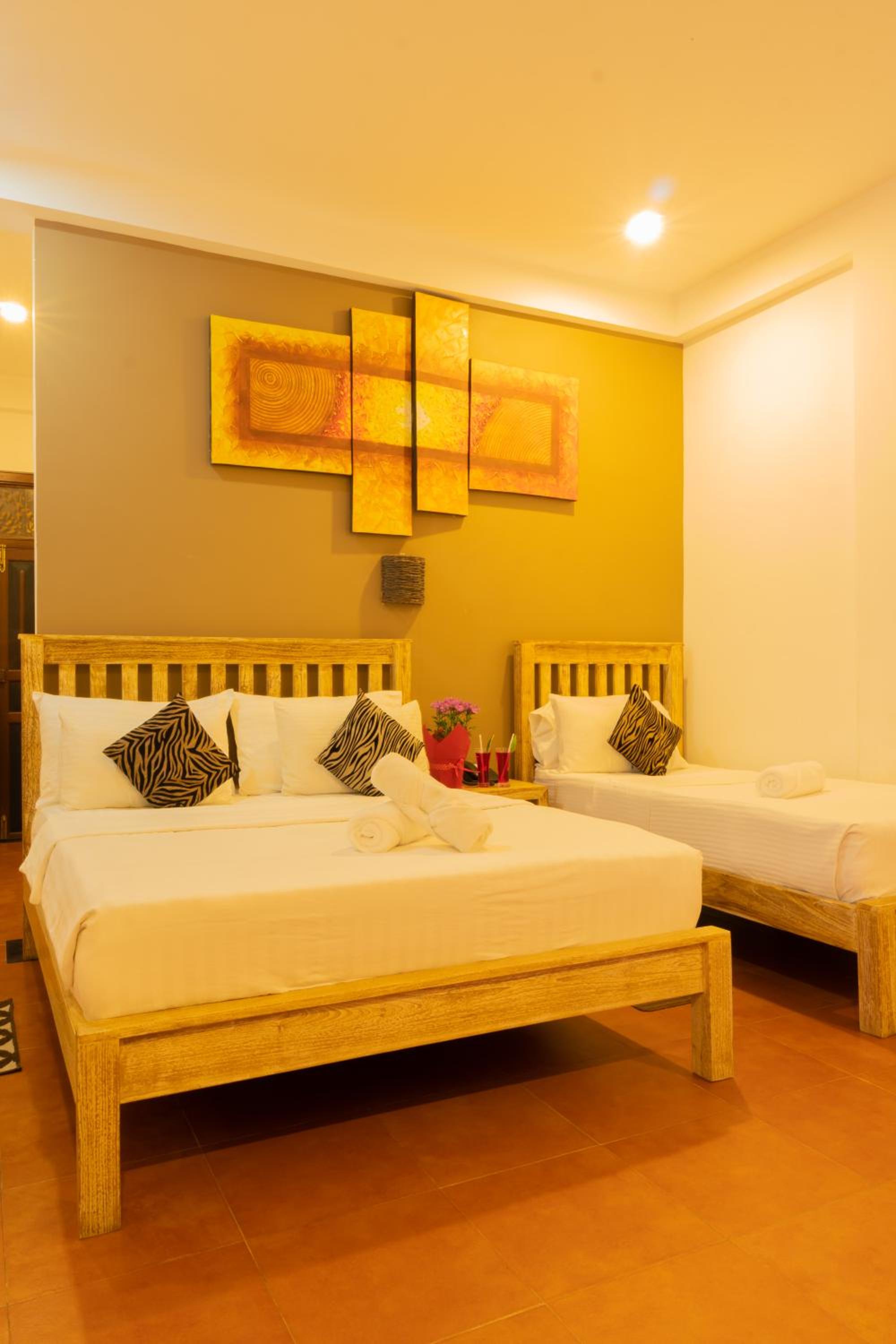 Superior Triple Room photo 2